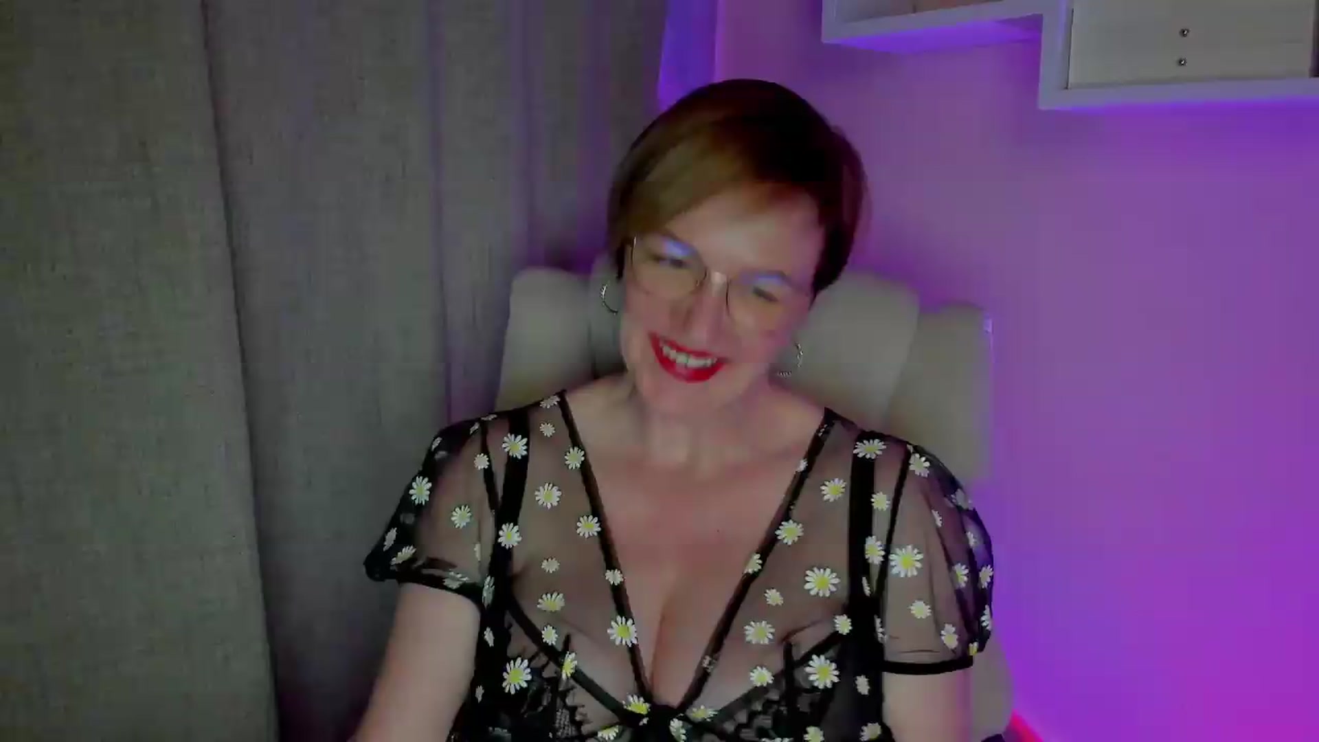 Gallery image thumbnail from EroticFELIZIA's myfreecams stream on, 07/30/2026, 18:38 image 4 of 20