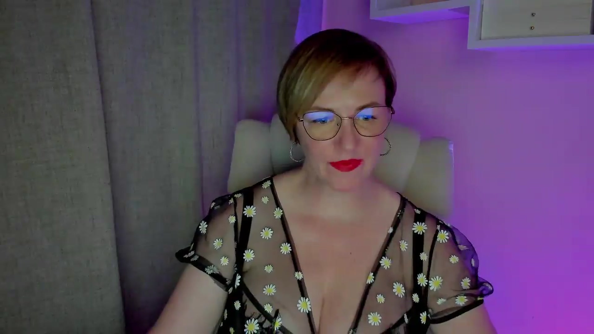 Gallery image thumbnail from EroticFELIZIA's myfreecams stream on, 07/30/2026, 18:38 image 2 of 20