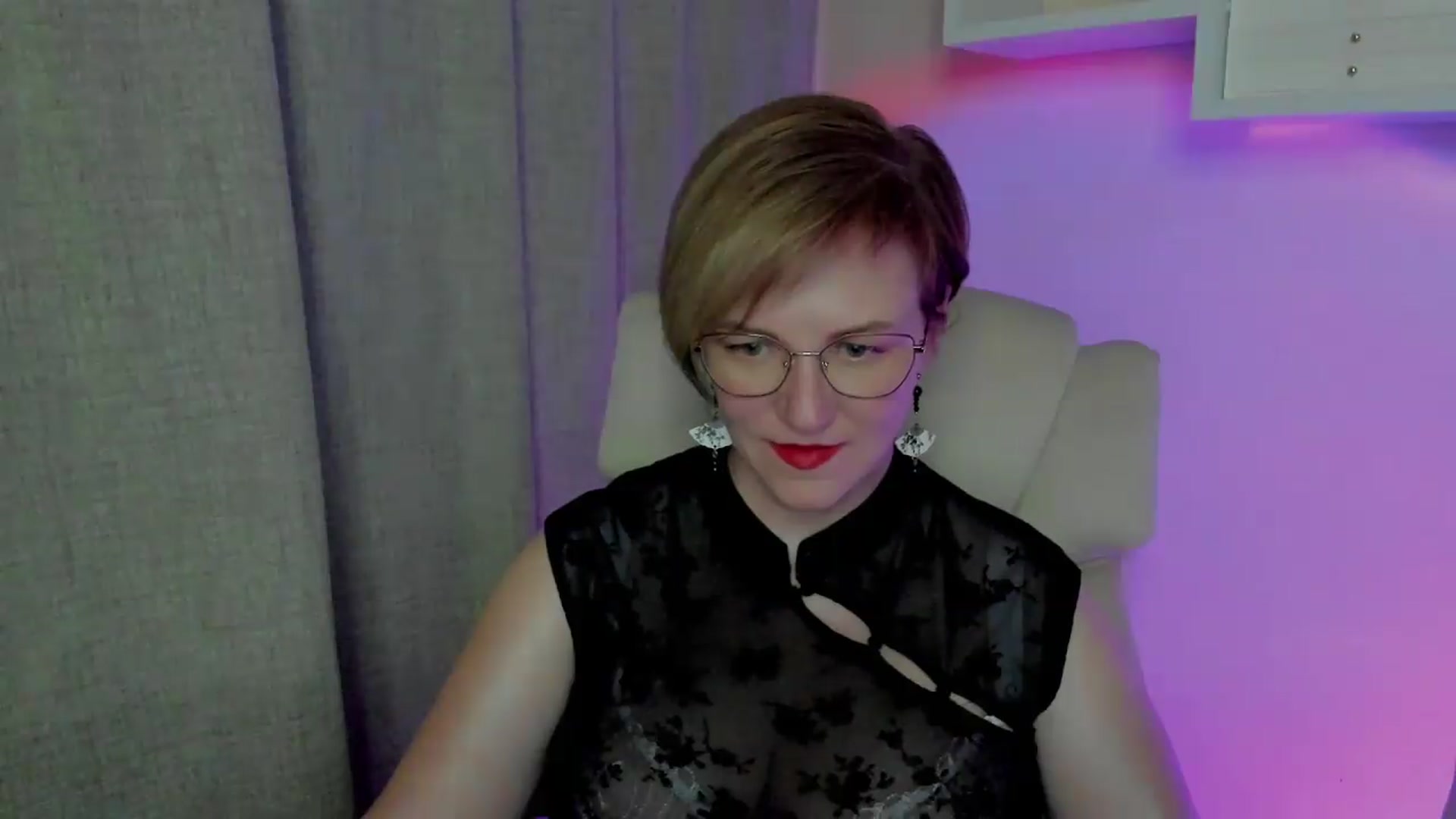 Gallery image thumbnail from EroticFELIZIA's myfreecams stream on, 08/02/2026, 13:56 image 14 of 20
