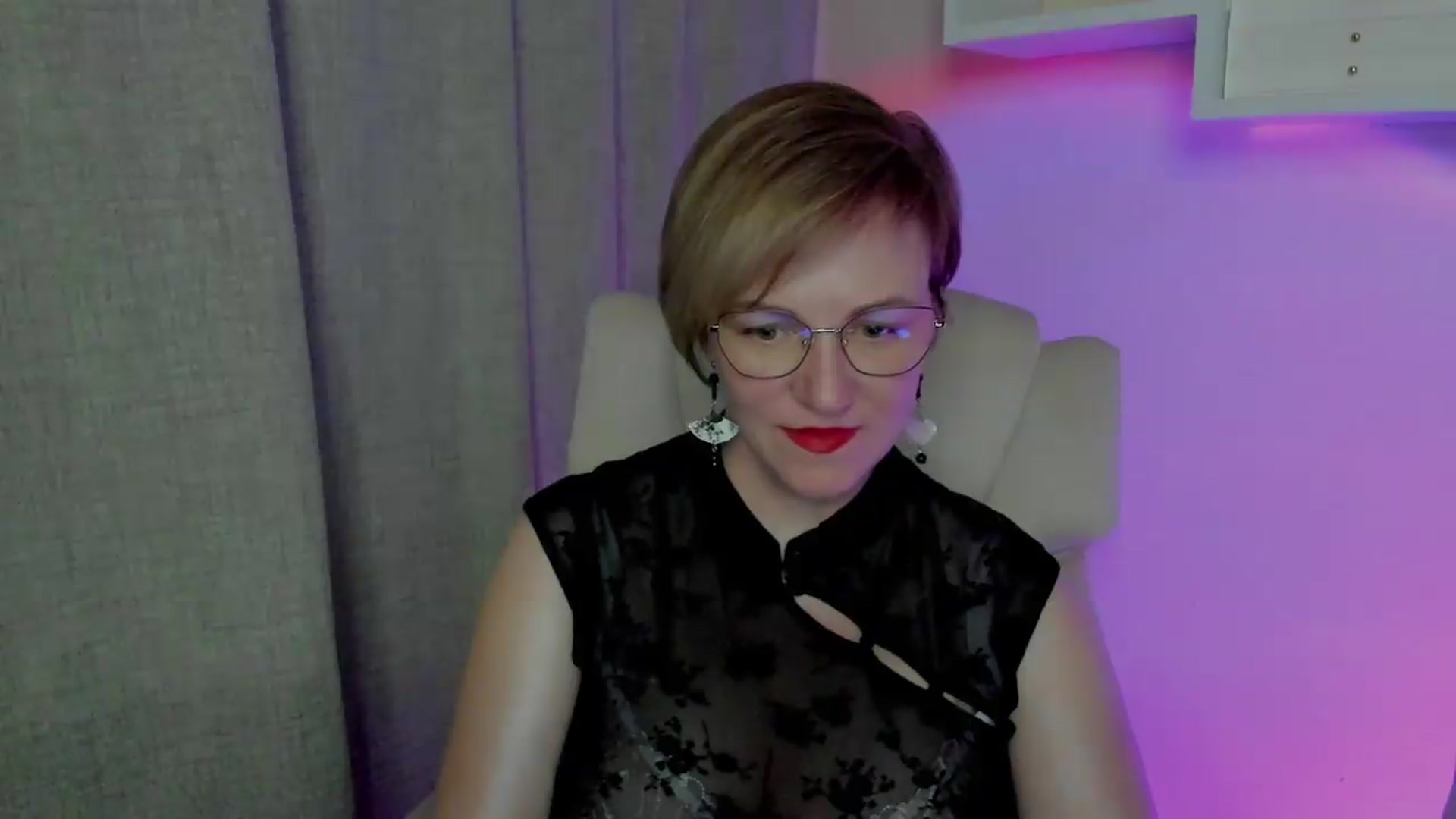 Gallery image thumbnail from EroticFELIZIA's myfreecams stream on, 08/02/2026, 13:56 image 16 of 20