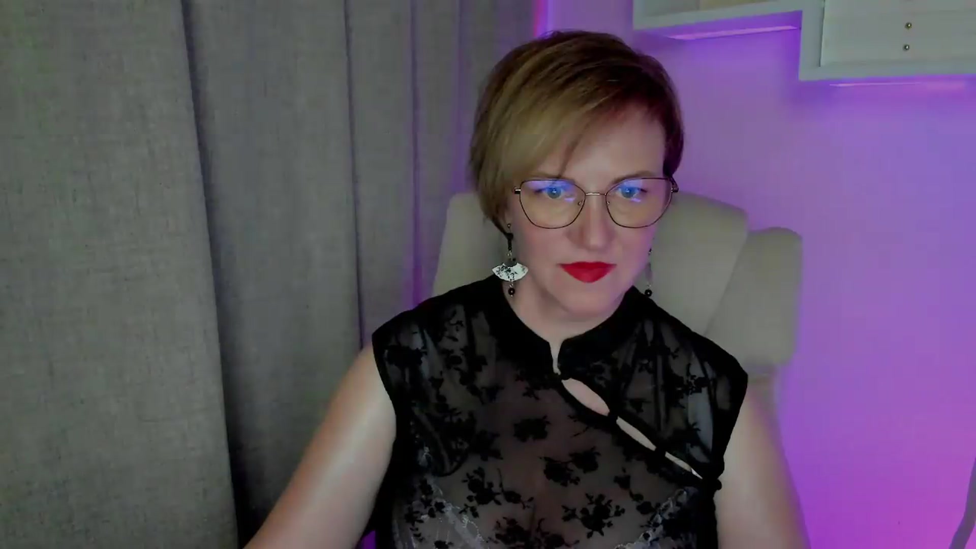 Gallery image thumbnail from EroticFELIZIA's myfreecams stream on, 08/02/2026, 14:44 image 2 of 20