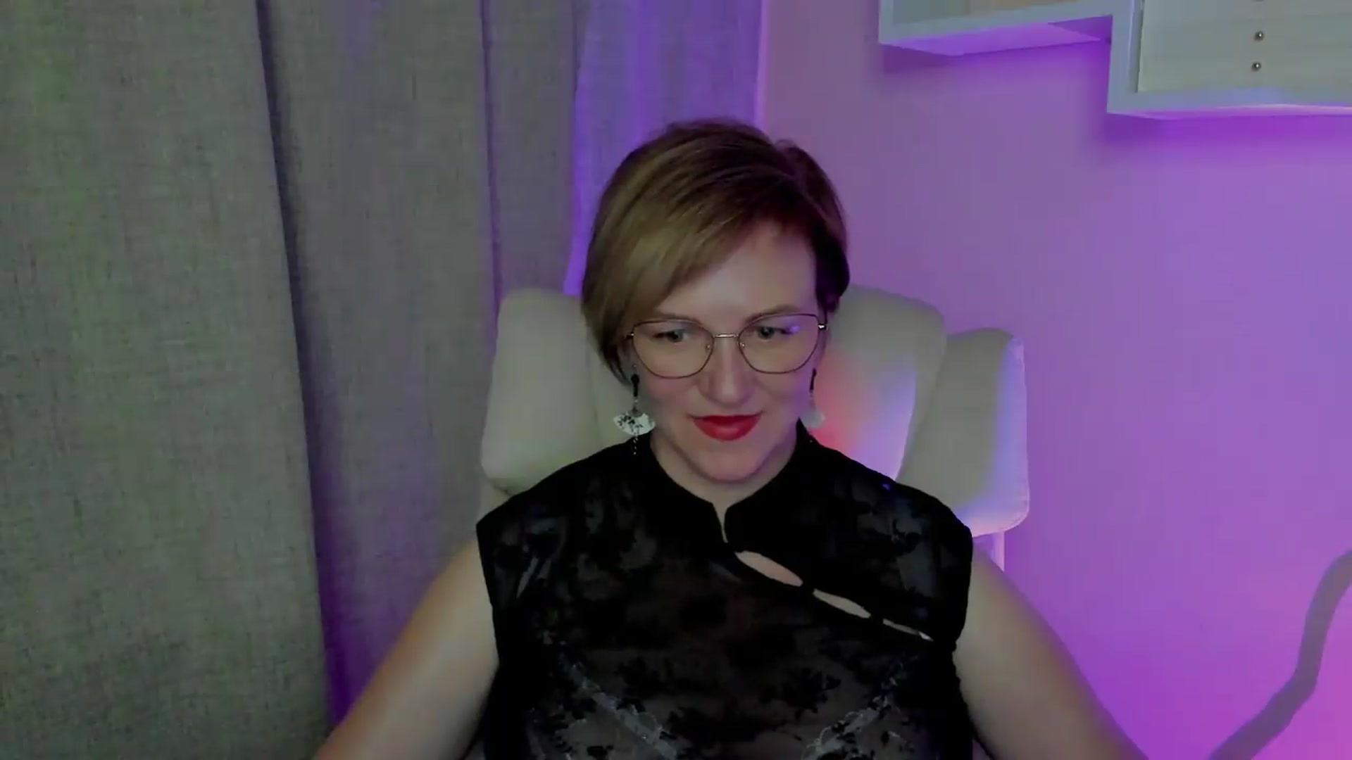 Gallery image thumbnail from EroticFELIZIA's myfreecams stream on, 08/02/2026, 16:10 image 15 of 20
