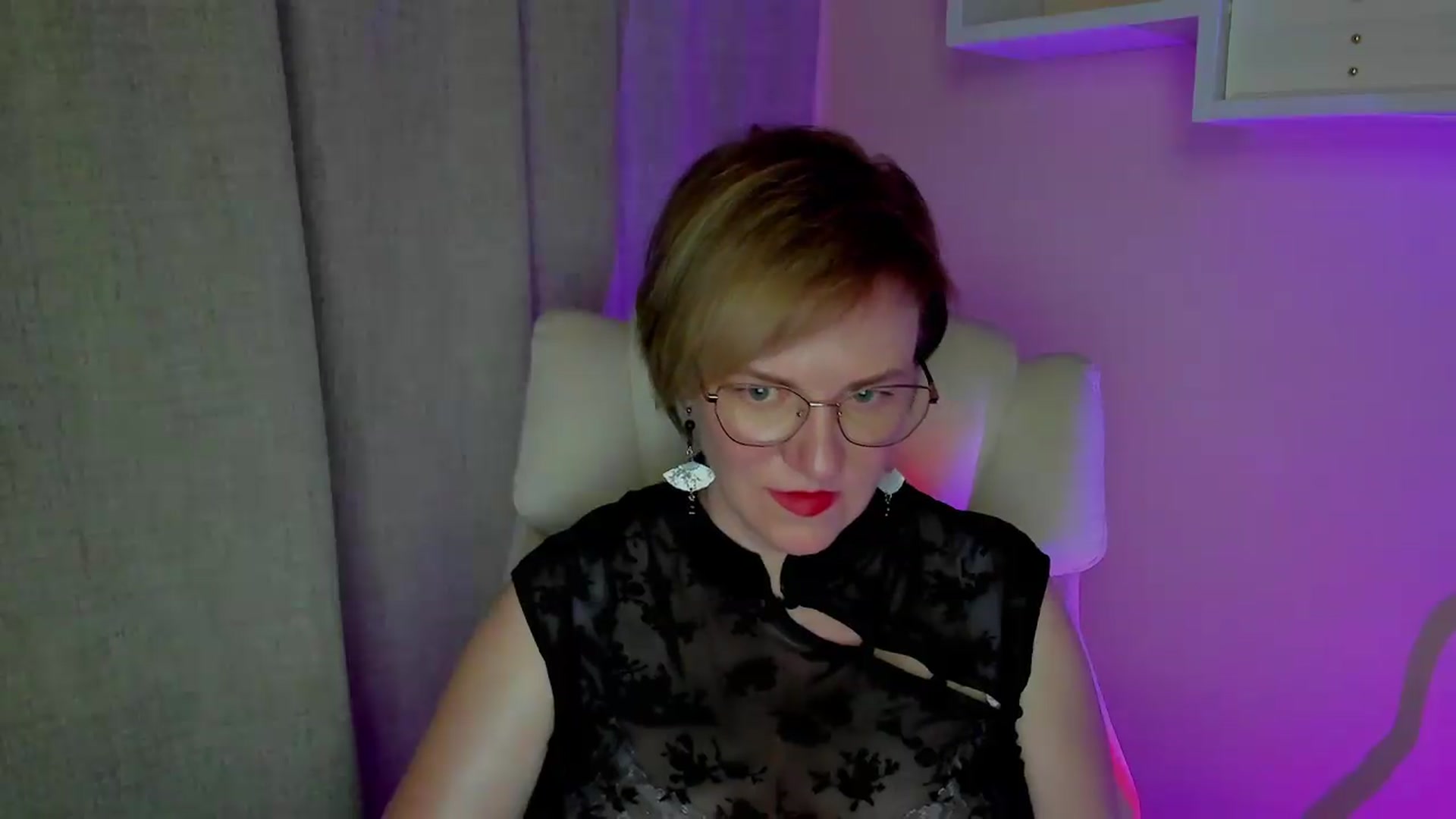Gallery image thumbnail from EroticFELIZIA's myfreecams stream on, 08/02/2026, 16:10 image 11 of 20