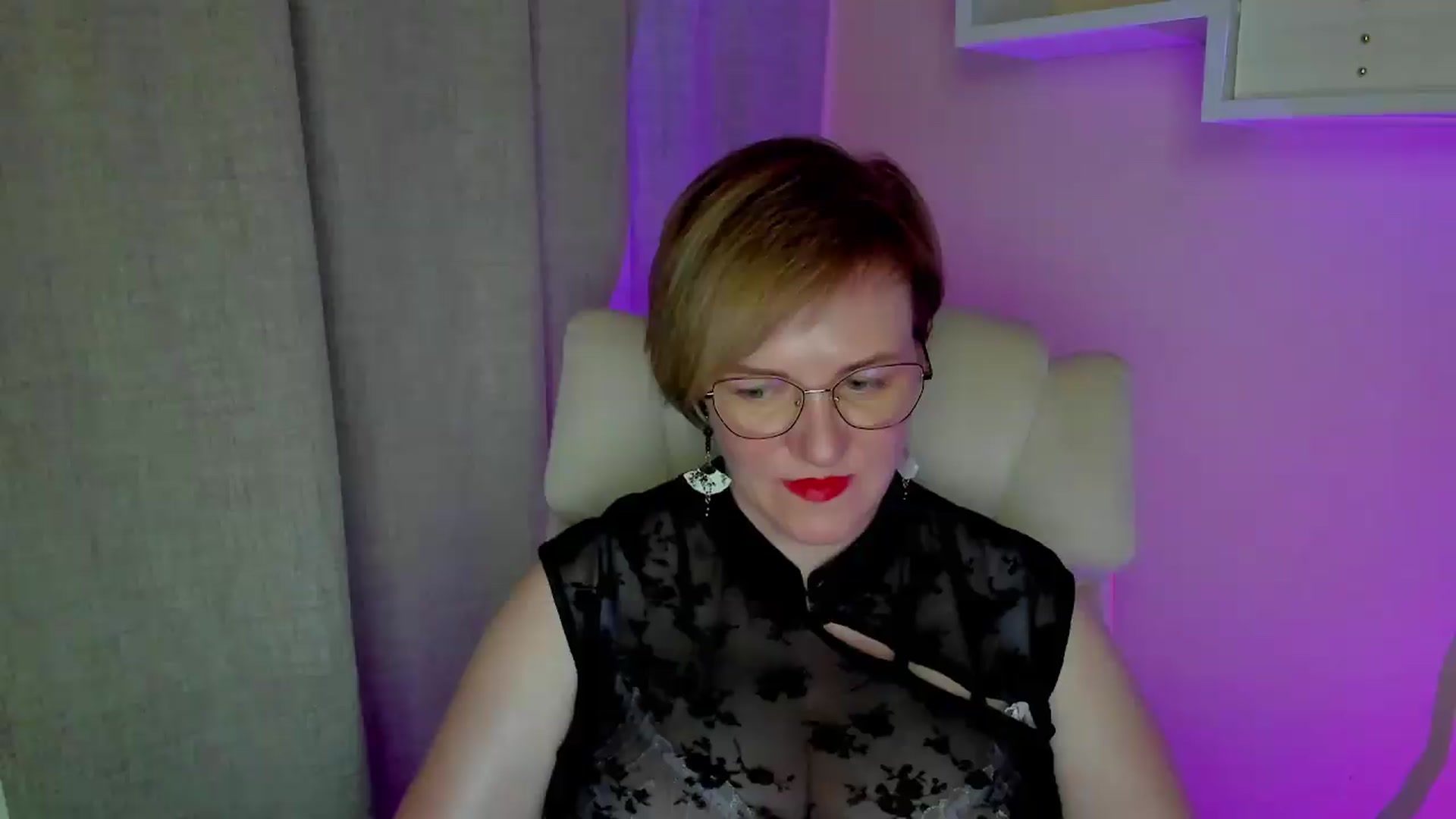 Gallery image thumbnail from EroticFELIZIA's myfreecams stream on, 08/02/2026, 19:02 image 3 of 20