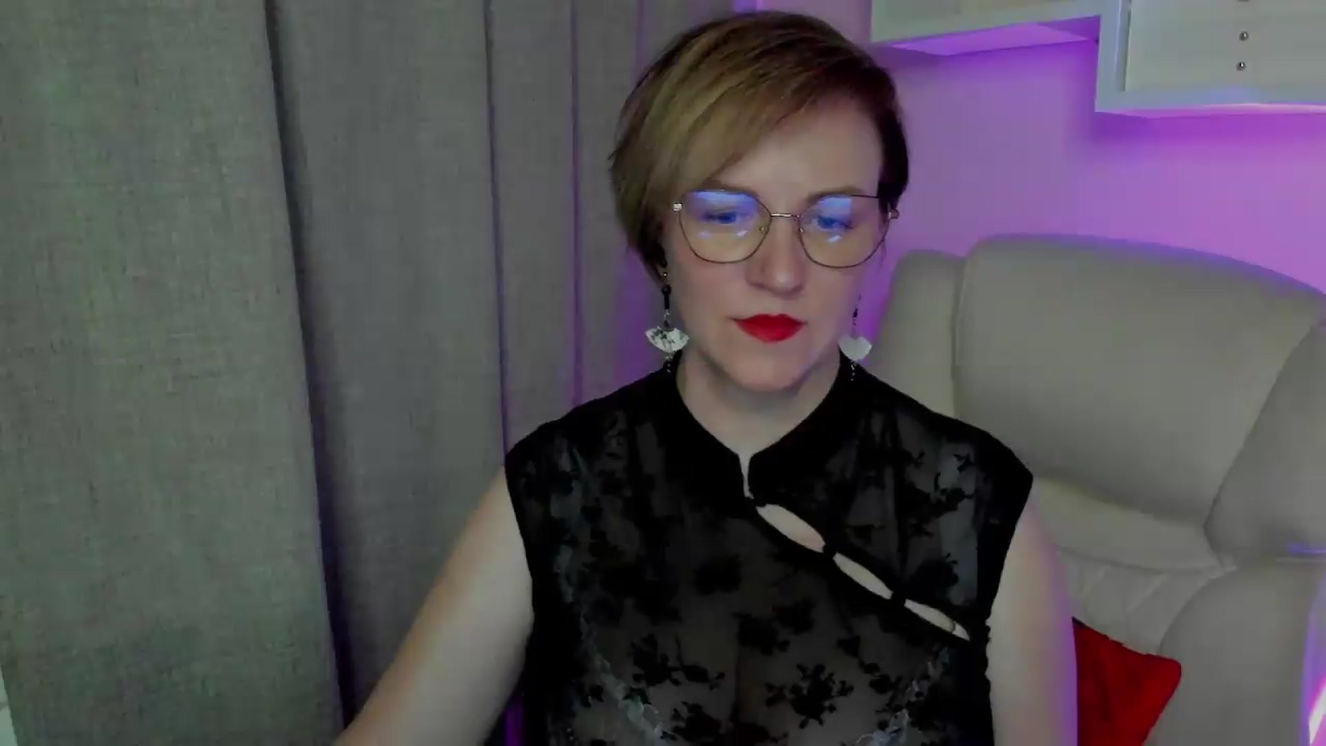 Gallery image thumbnail from EroticFELIZIA's myfreecams stream on, 08/02/2026, 19:02 image 16 of 20