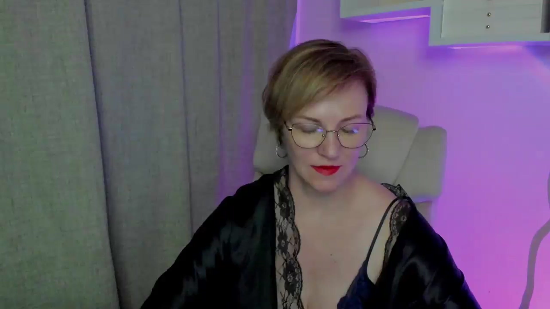 Gallery image thumbnail from EroticFELIZIA's myfreecams stream on, 08/03/2026, 16:20 image 15 of 20