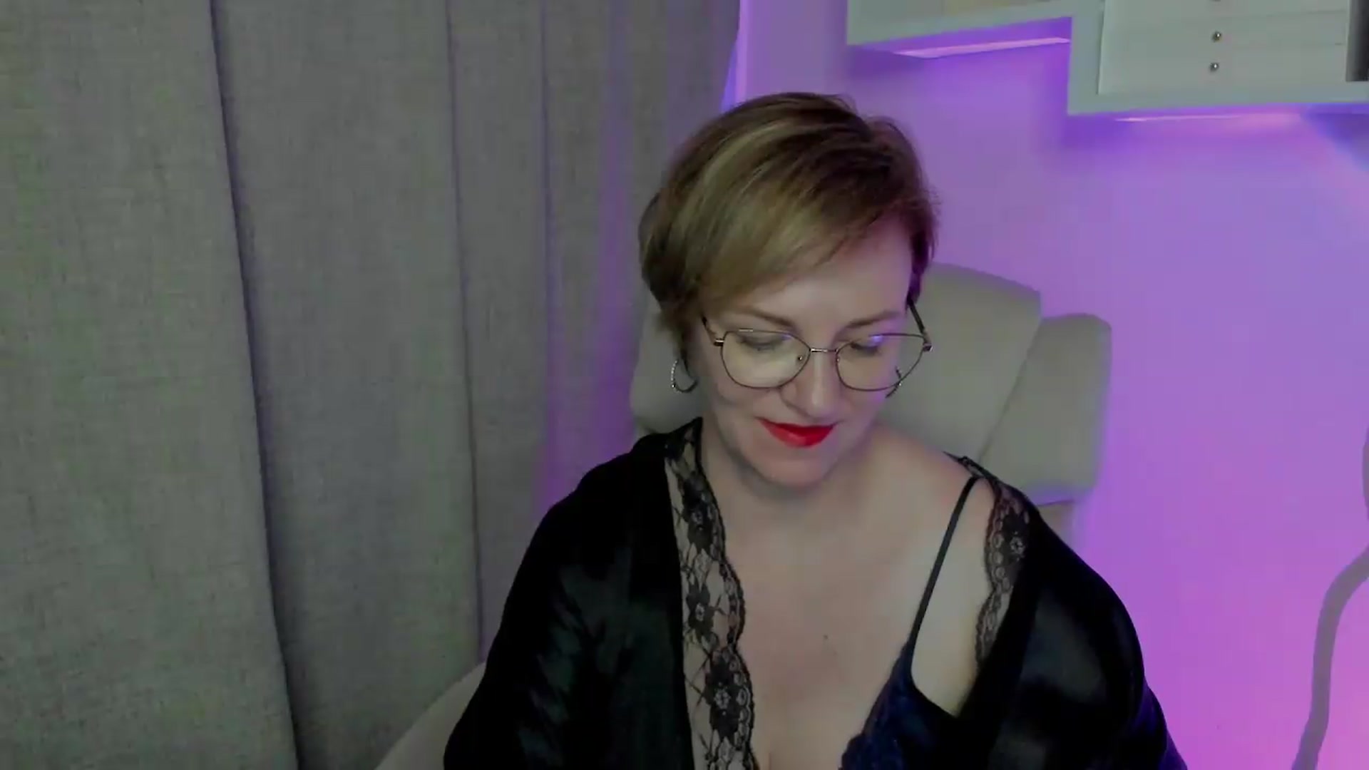 Gallery image thumbnail from EroticFELIZIA's myfreecams stream on, 08/03/2026, 16:20 image 16 of 20