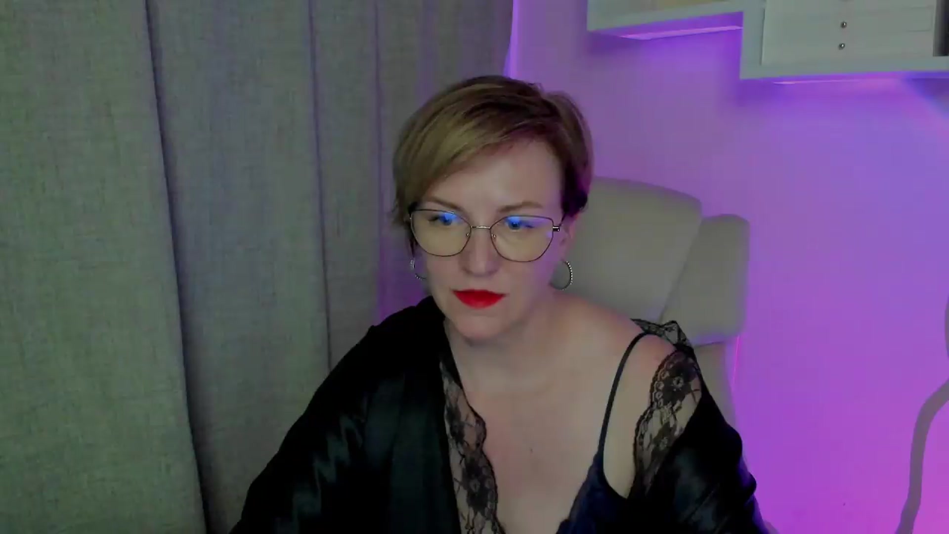 Gallery image thumbnail from EroticFELIZIA's myfreecams stream on, 08/03/2026, 16:20 image 18 of 20