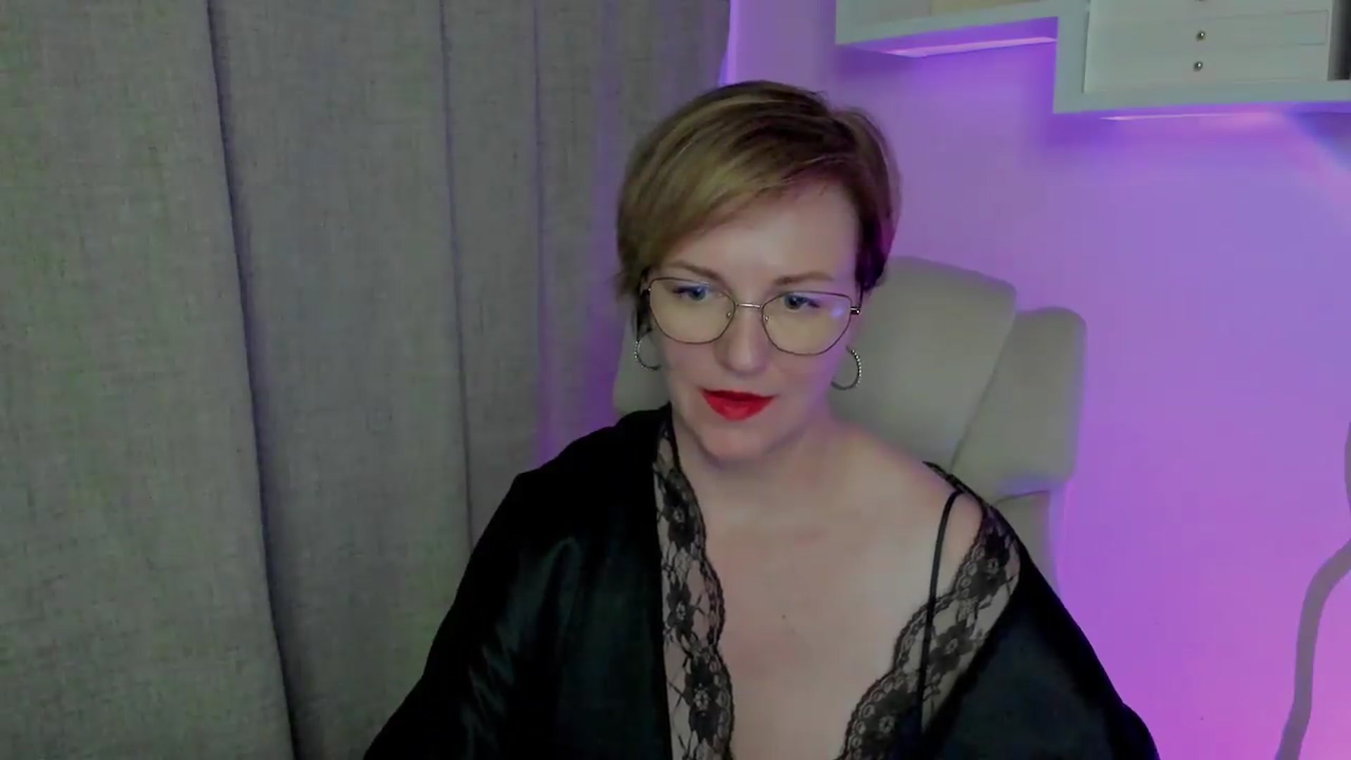 Gallery image thumbnail from EroticFELIZIA's myfreecams stream on, 08/03/2026, 16:20 image 12 of 20