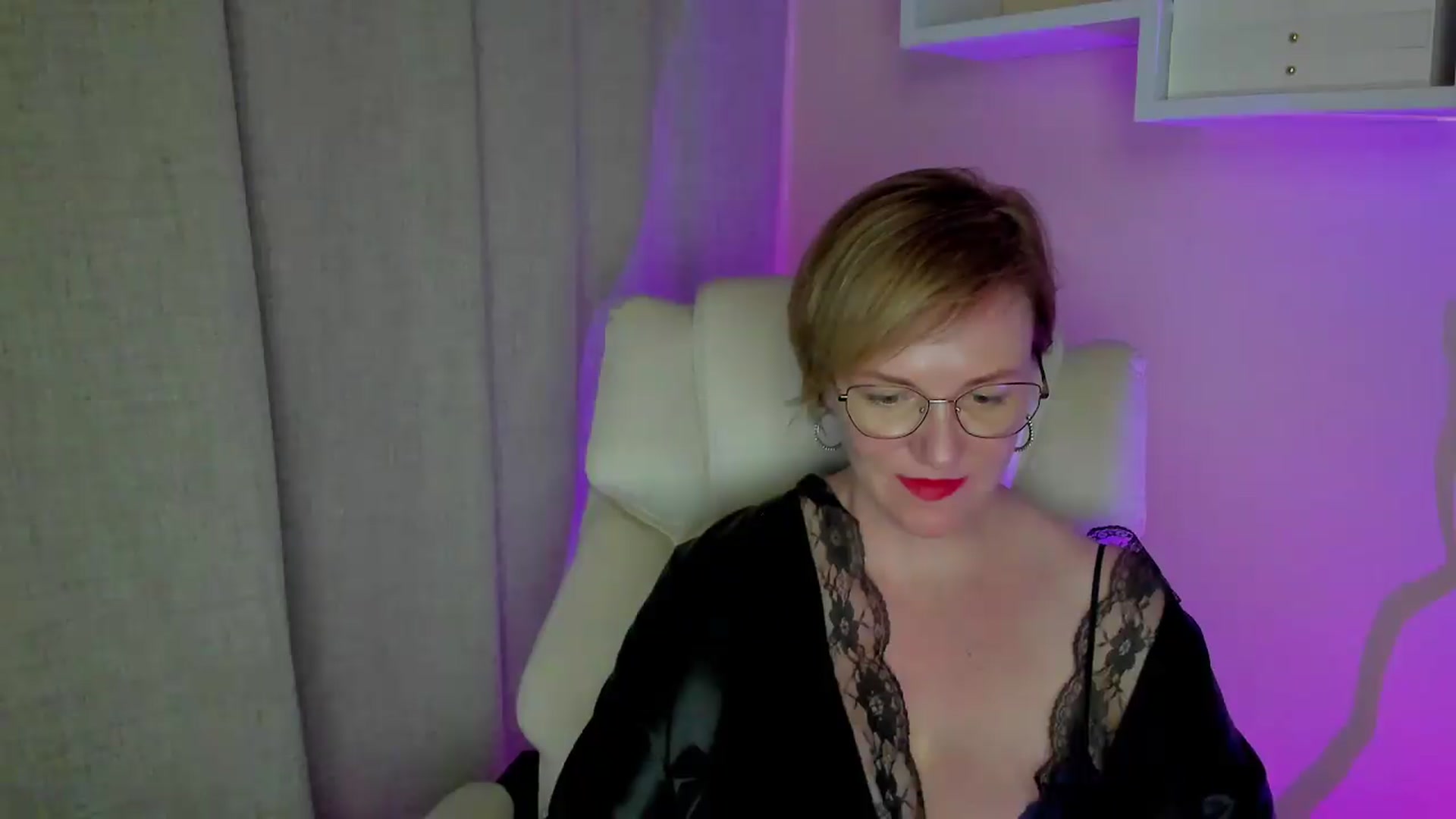 Gallery image thumbnail from EroticFELIZIA's myfreecams stream on, 08/03/2026, 17:58 image 6 of 20