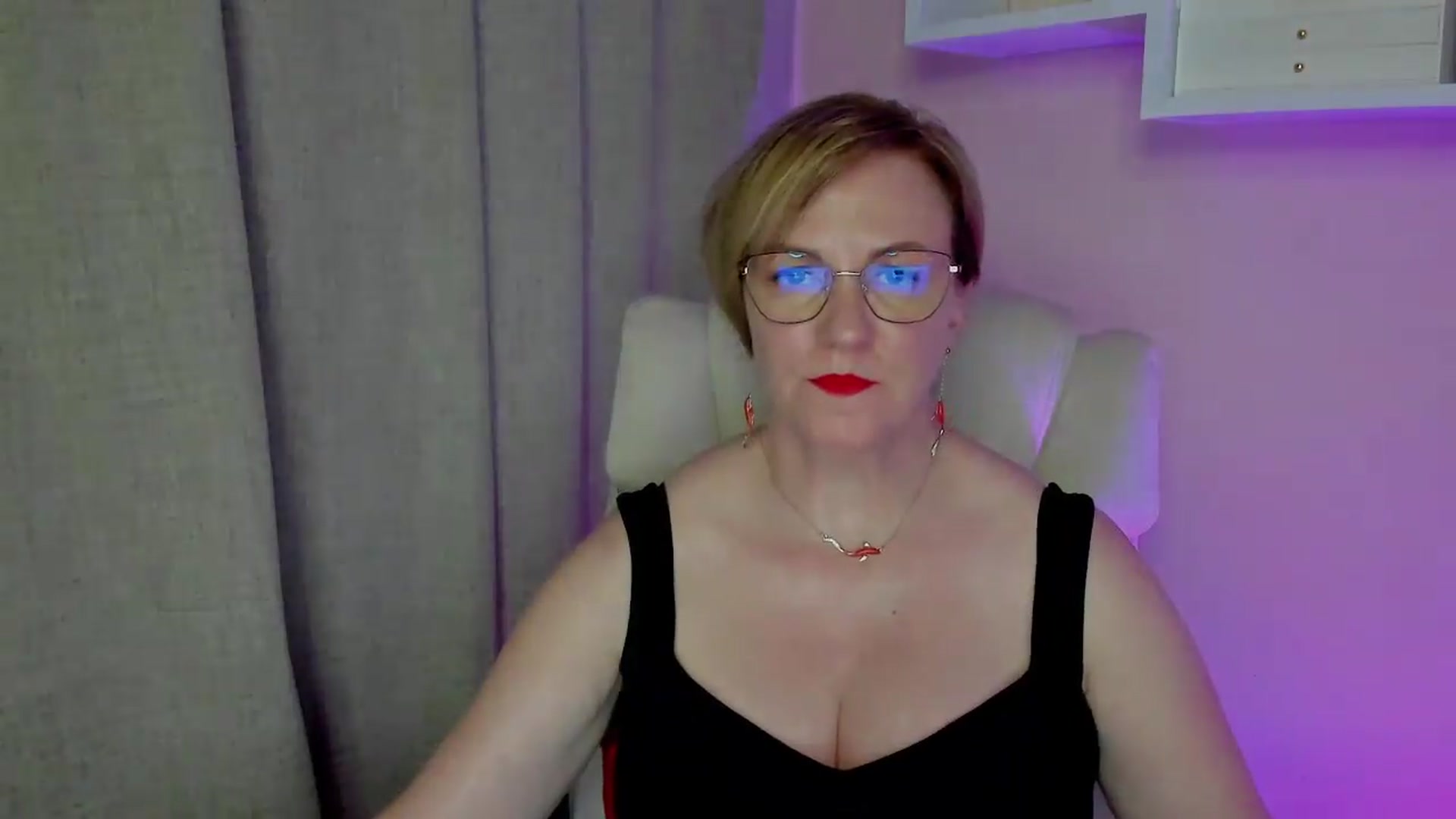 Gallery image thumbnail from EroticFELIZIA's myfreecams stream on, 08/04/2026, 15:11 image 10 of 20