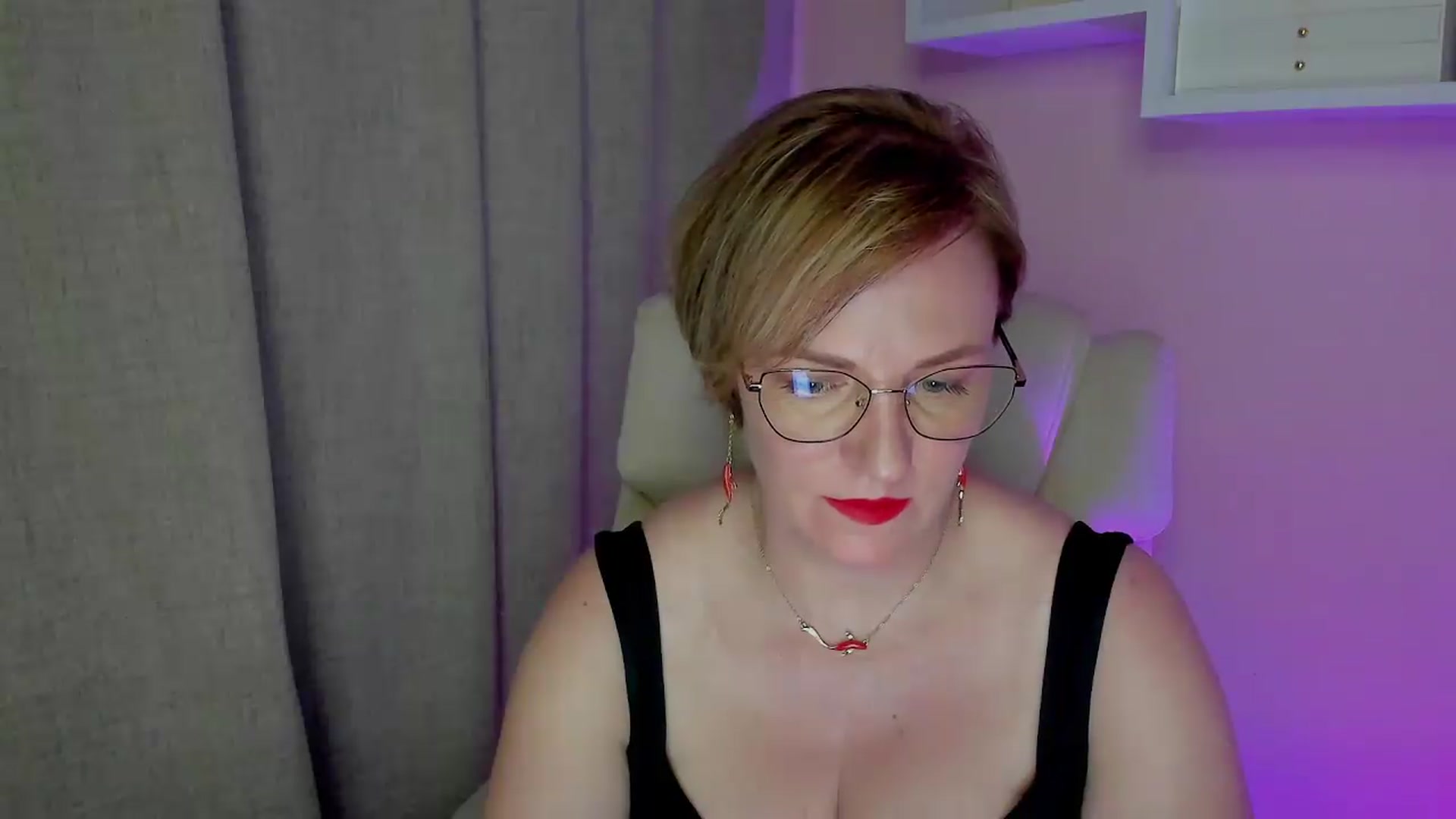 Gallery image thumbnail from EroticFELIZIA's myfreecams stream on, 08/04/2026, 15:11 image 20 of 20