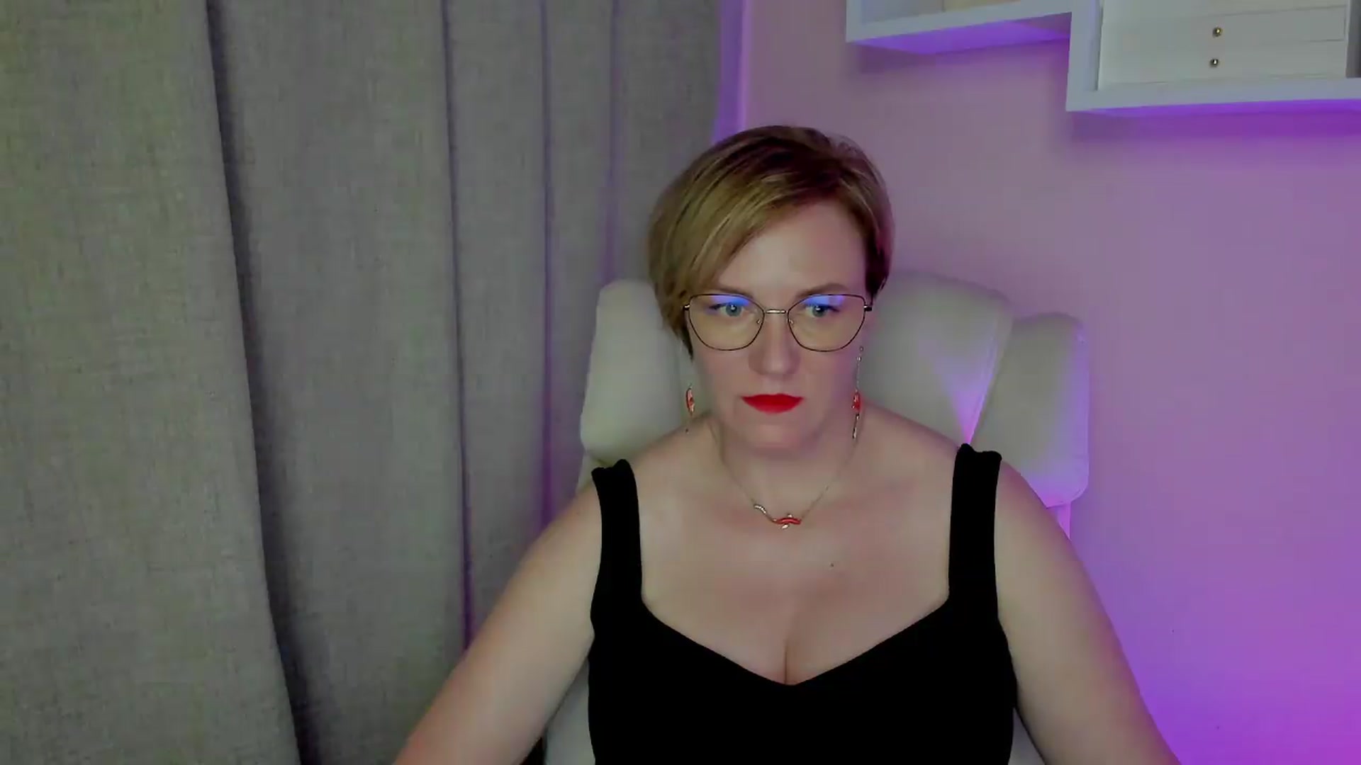 Gallery image thumbnail from EroticFELIZIA's myfreecams stream on, 08/04/2026, 15:11 image 19 of 20