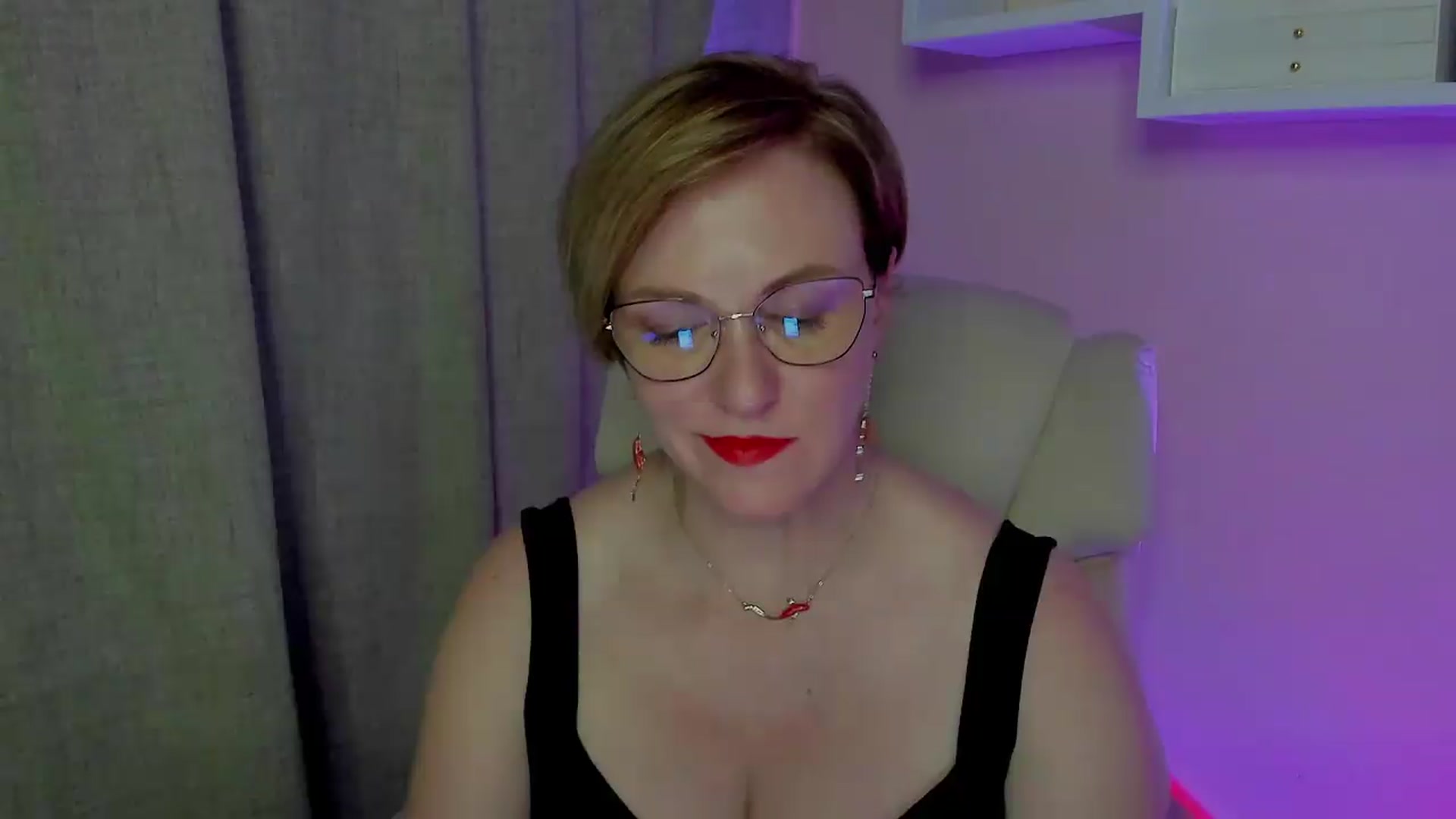 Gallery image thumbnail from EroticFELIZIA's myfreecams stream on, 08/04/2026, 18:02 image 20 of 20
