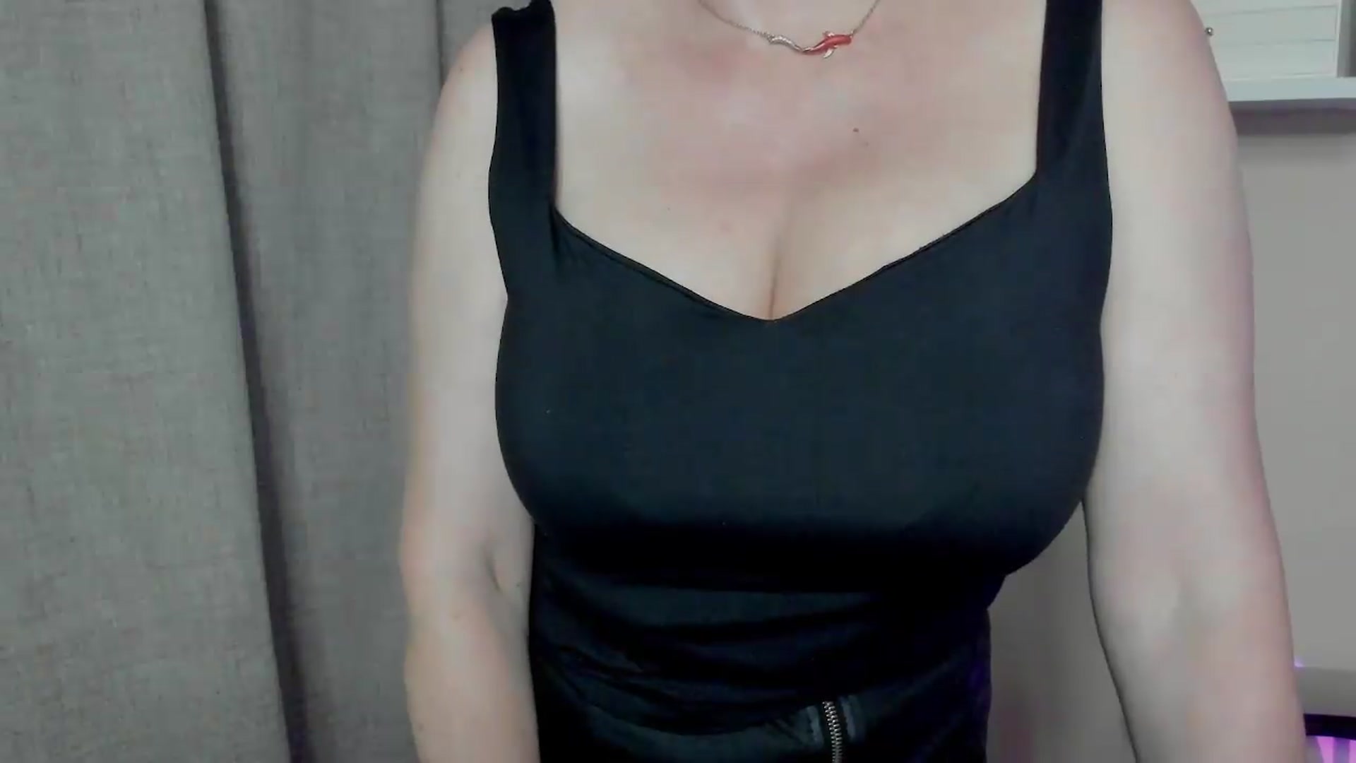 Gallery image thumbnail from EroticFELIZIA's myfreecams stream on, 08/04/2026, 18:02 image 18 of 20