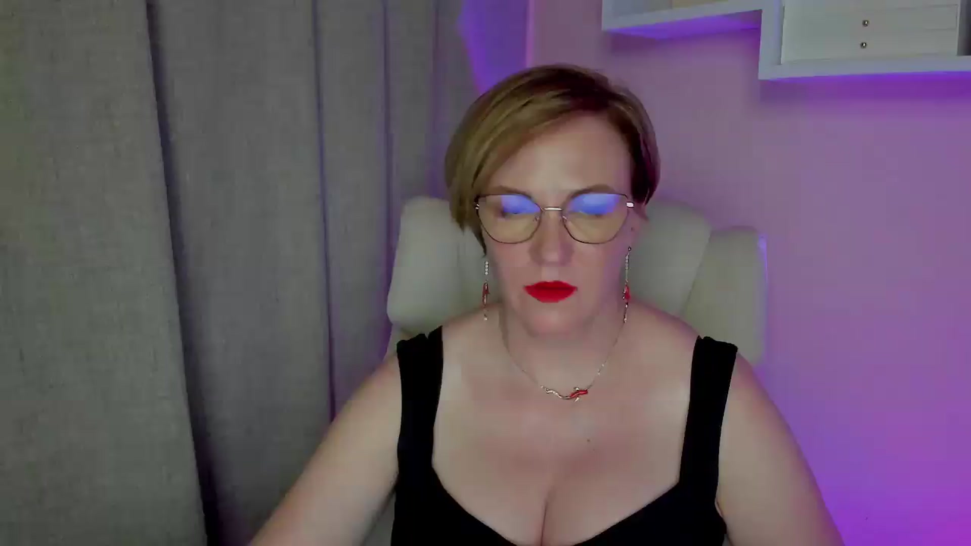 Gallery image thumbnail from EroticFELIZIA's myfreecams stream on, 08/04/2026, 19:01 image 12 of 20