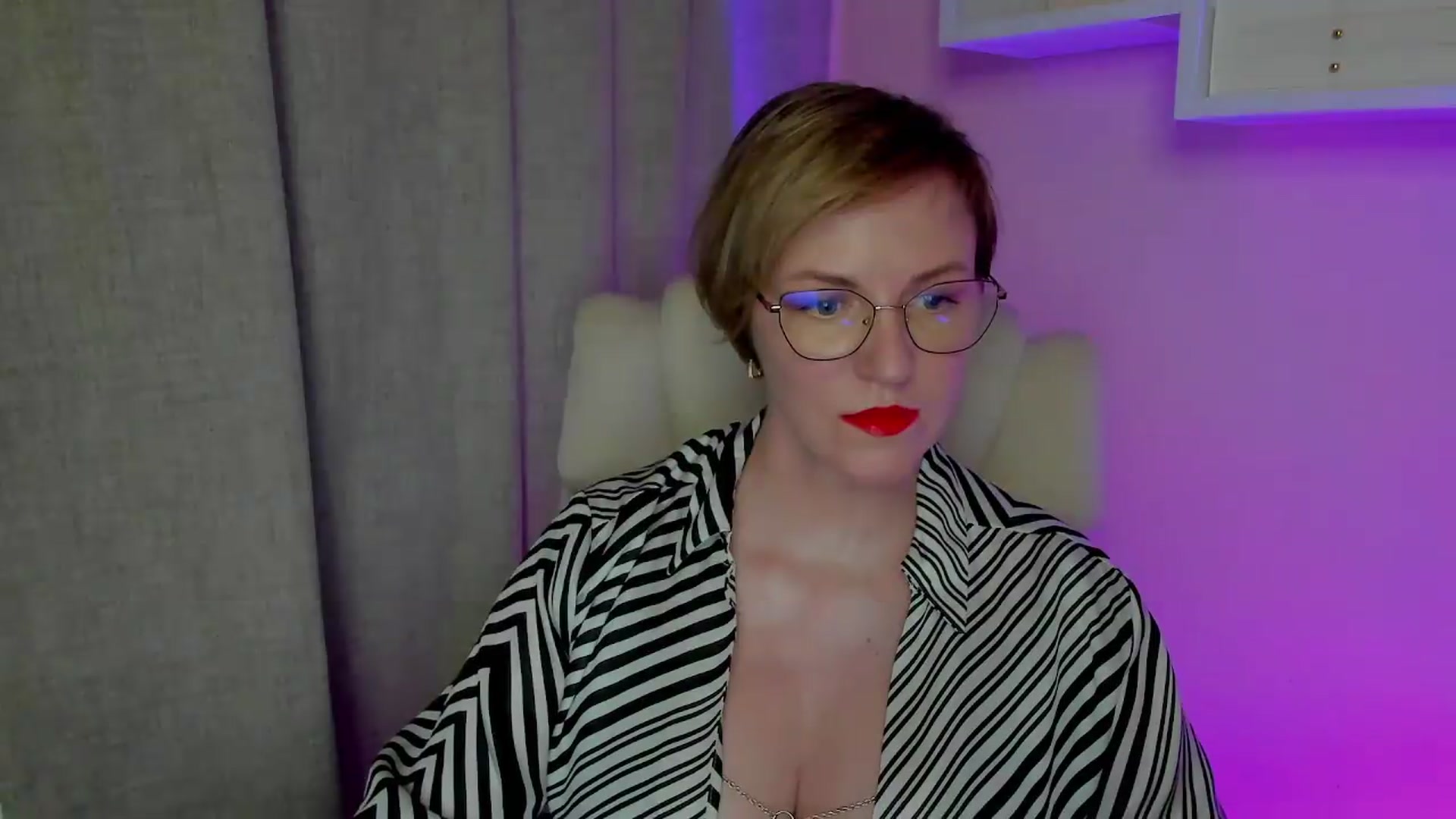 Gallery image thumbnail from EroticFELIZIA's myfreecams stream on, 08/05/2026, 13:25 image 5 of 20