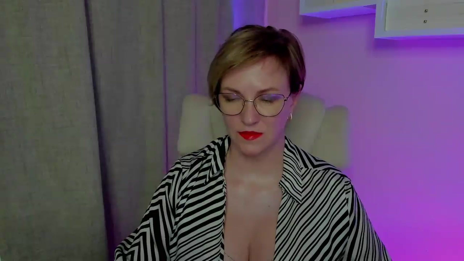 Gallery image thumbnail from EroticFELIZIA's myfreecams stream on, 08/05/2026, 13:25 image 6 of 20