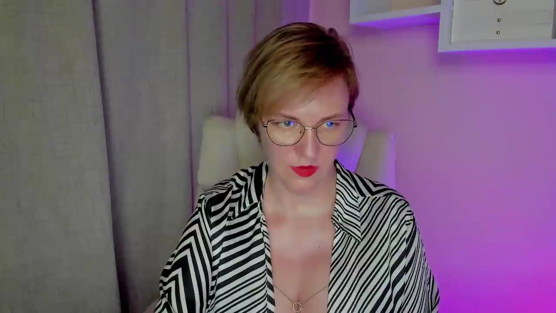 Gallery image thumbnail from EroticFELIZIA's myfreecams stream on, 08/05/2026, 15:47 image 15 of 20