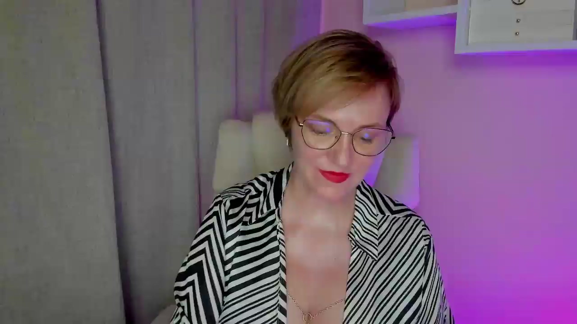 Gallery image thumbnail from EroticFELIZIA's myfreecams stream on, 08/05/2026, 15:47 image 18 of 20