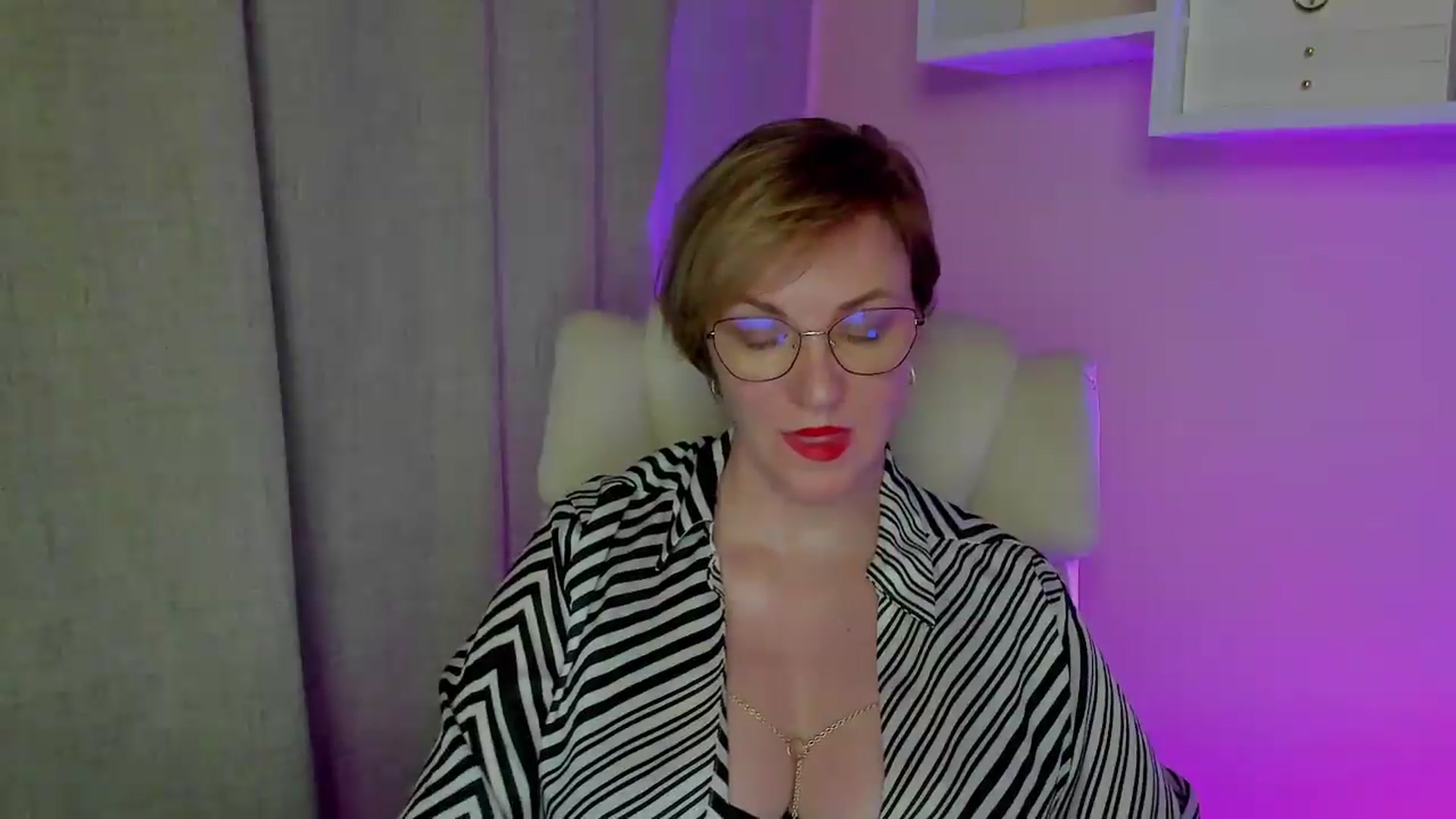 Gallery image thumbnail from EroticFELIZIA's myfreecams stream on, 08/05/2026, 15:47 image 2 of 20