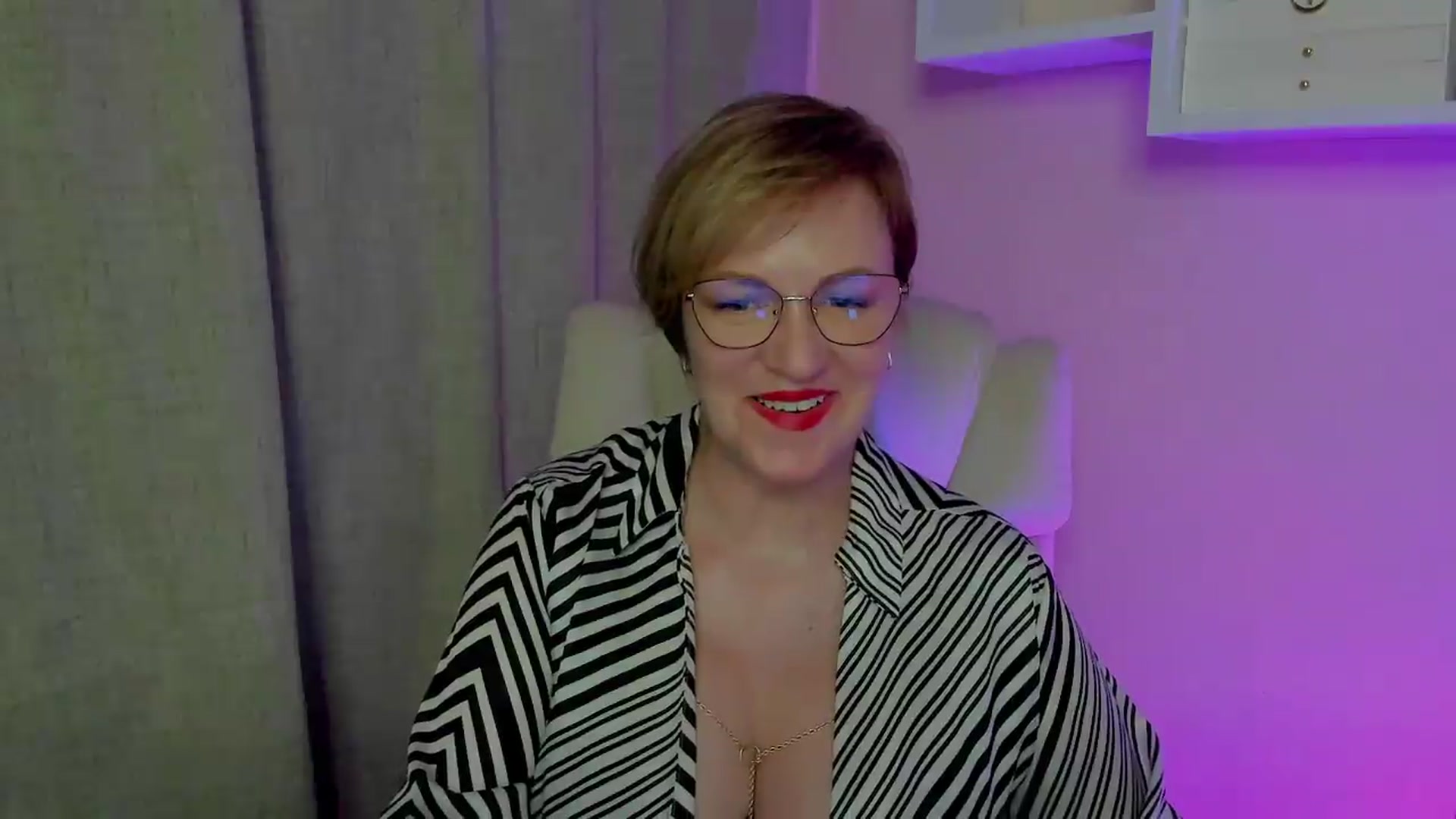 Gallery image thumbnail from EroticFELIZIA's myfreecams stream on, 08/05/2026, 15:47 image 12 of 20