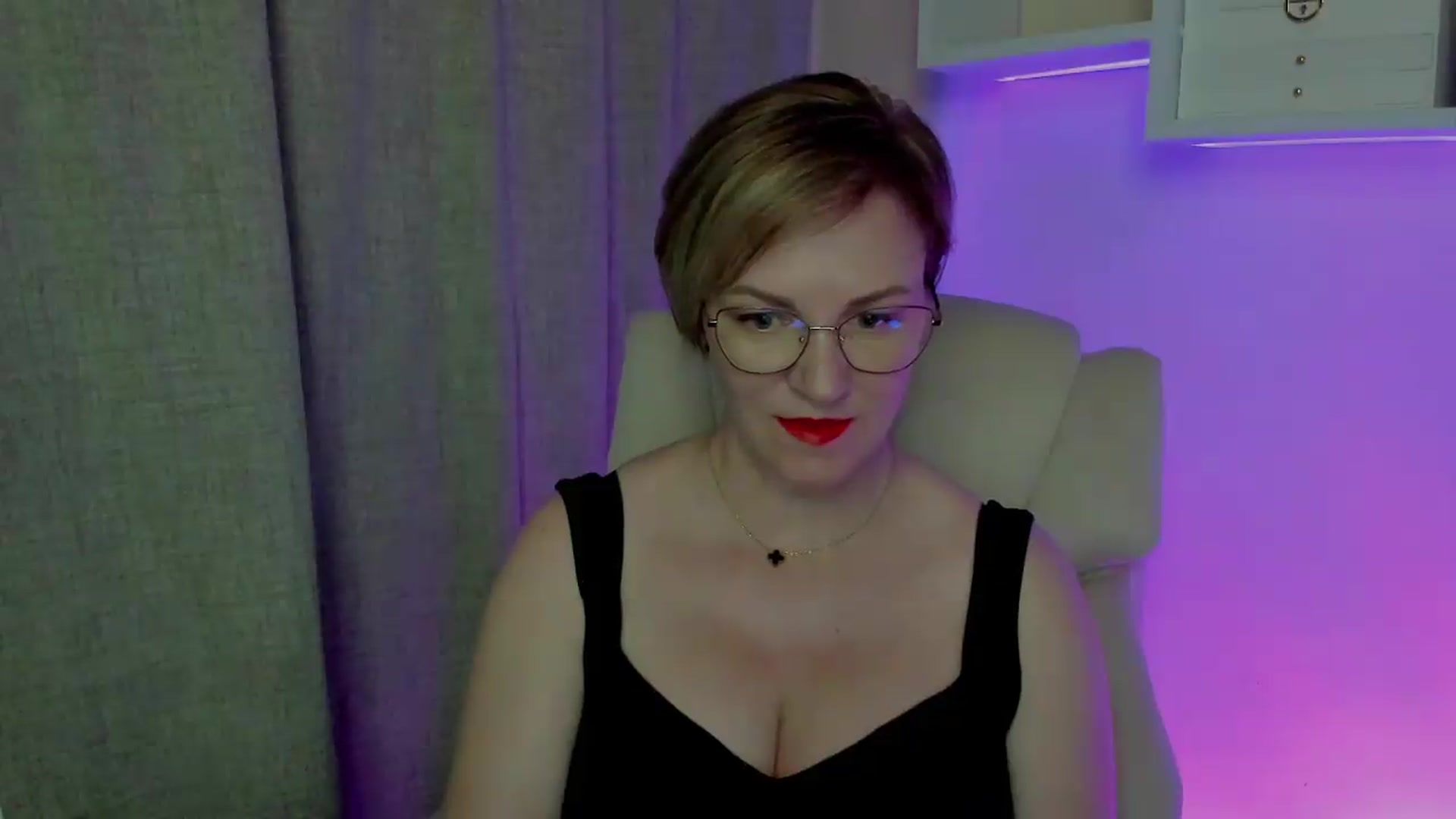 Gallery image thumbnail from EroticFELIZIA's myfreecams stream on, 08/09/2026, 08:55 image 7 of 20