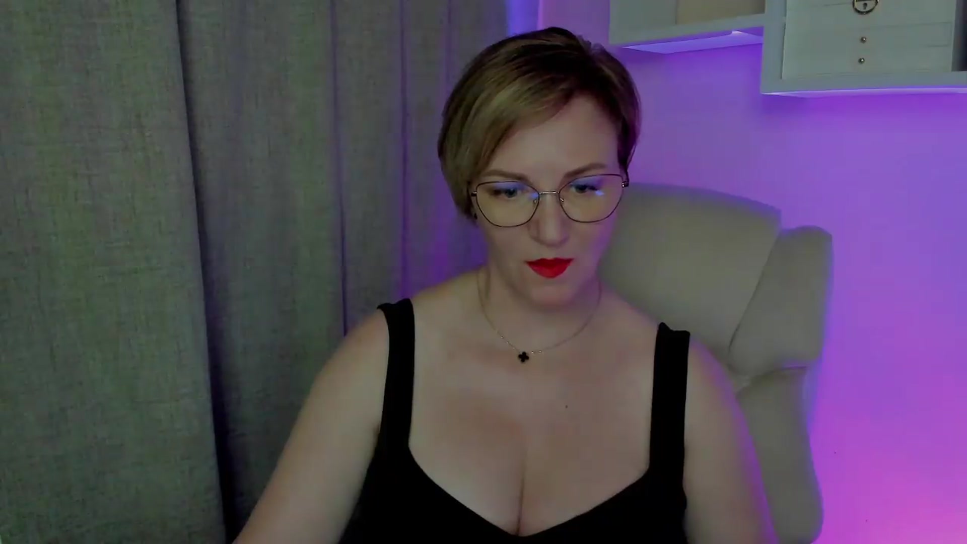 Gallery image thumbnail from EroticFELIZIA's myfreecams stream on, 08/09/2026, 08:55 image 19 of 20