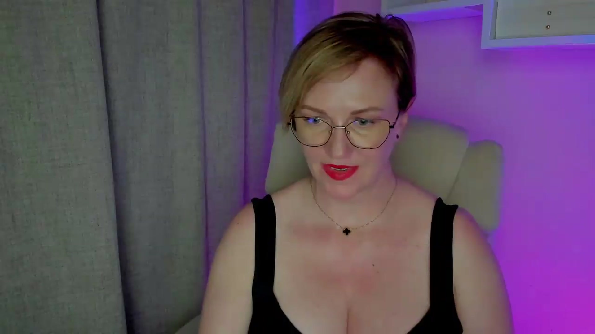 Gallery image thumbnail from EroticFELIZIA's myfreecams stream on, 08/09/2026, 13:29 image 12 of 20