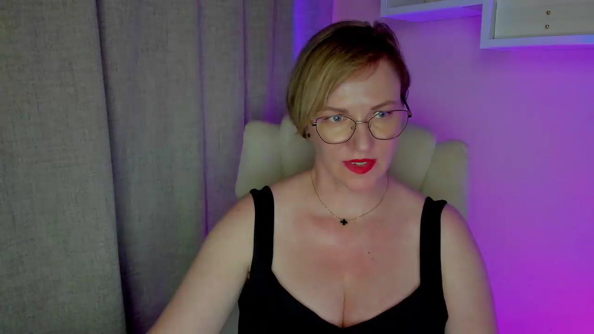 Gallery image thumbnail from EroticFELIZIA's myfreecams stream on, 08/09/2026, 13:29 image 4 of 20