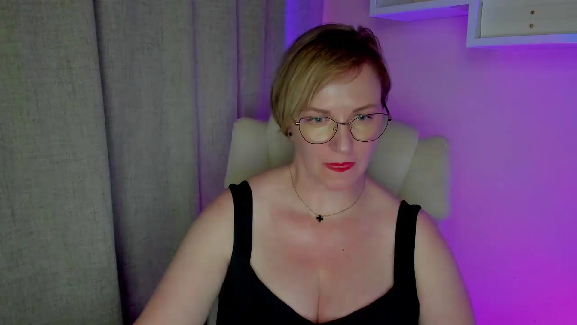 Gallery image thumbnail from EroticFELIZIA's myfreecams stream on, 08/09/2026, 13:29 image 7 of 20