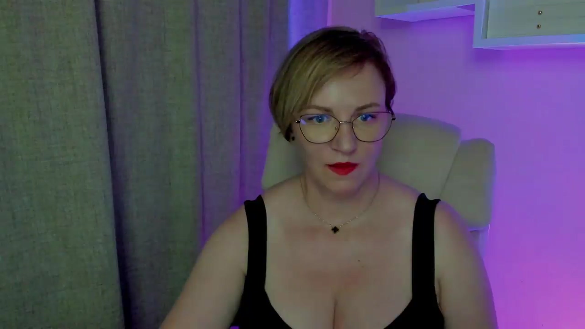 Gallery image thumbnail from EroticFELIZIA's myfreecams stream on, 08/09/2026, 13:29 image 13 of 20