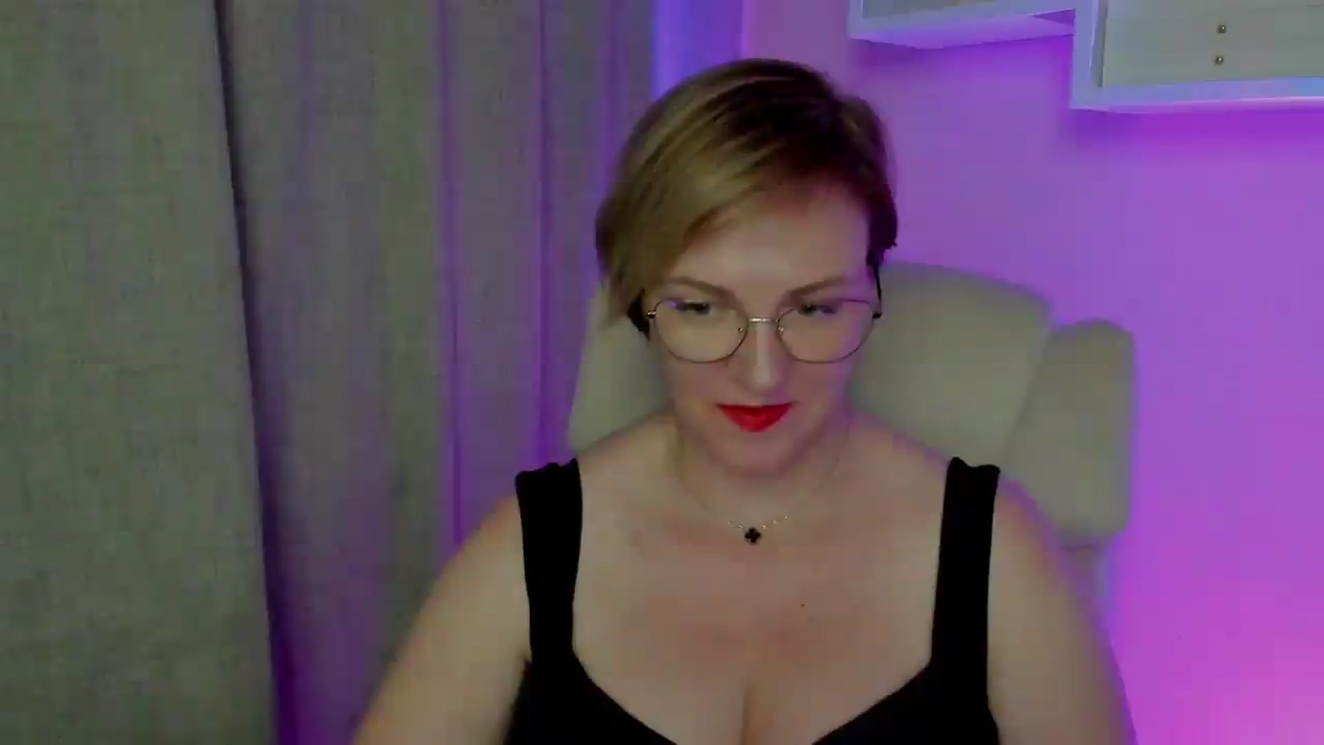 Gallery image thumbnail from EroticFELIZIA's myfreecams stream on, 08/09/2026, 14:21 image 20 of 20