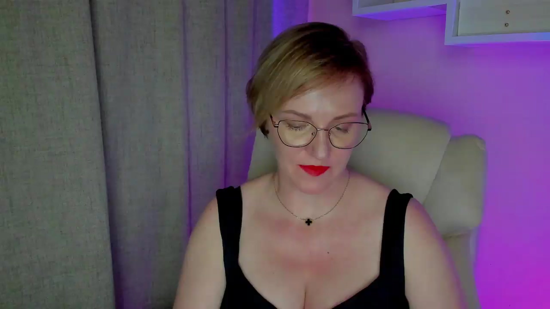 Gallery image thumbnail from EroticFELIZIA's myfreecams stream on, 08/09/2026, 14:21 image 11 of 20