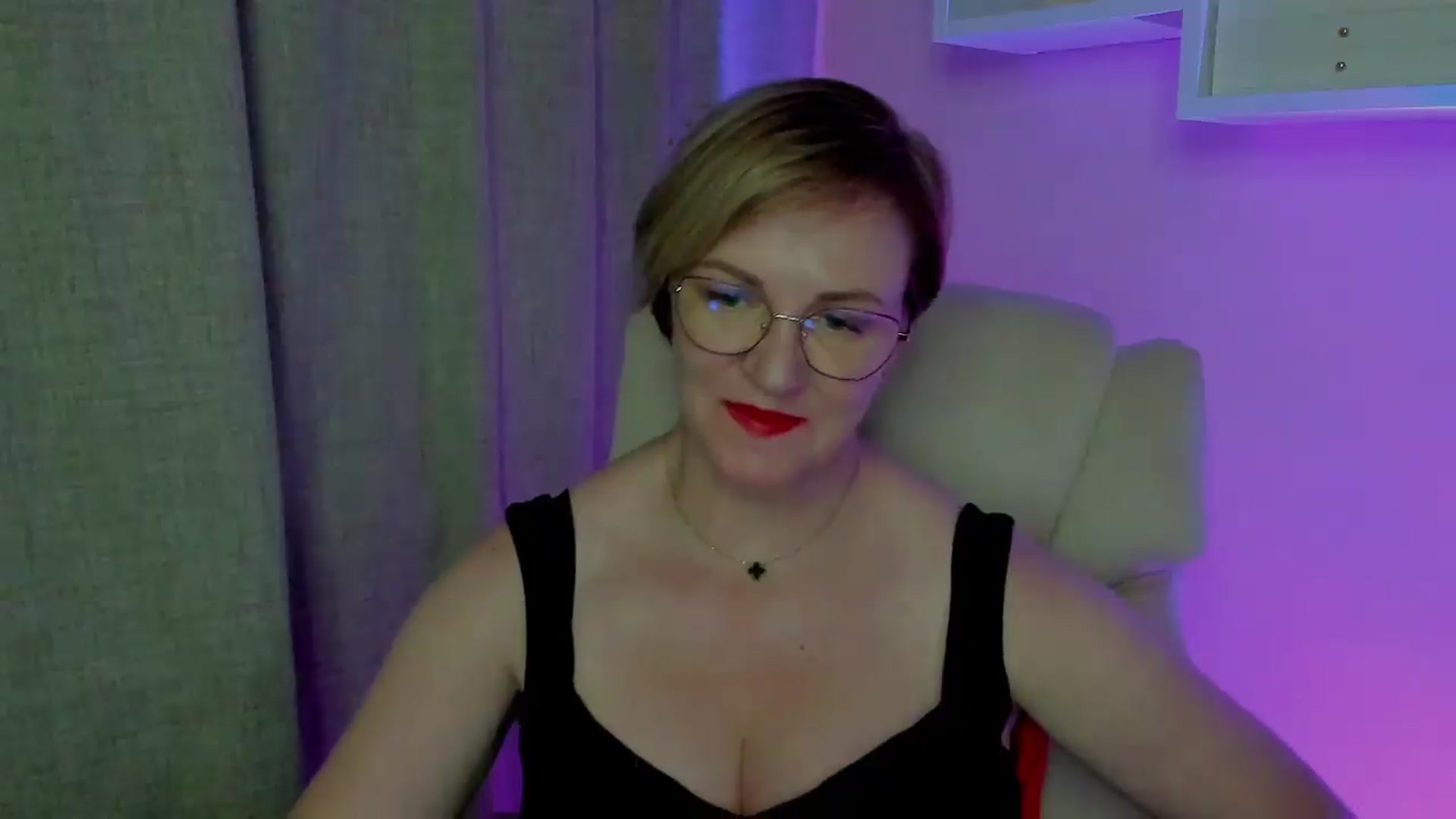 Gallery image thumbnail from EroticFELIZIA's myfreecams stream on, 08/09/2026, 14:21 image 7 of 20