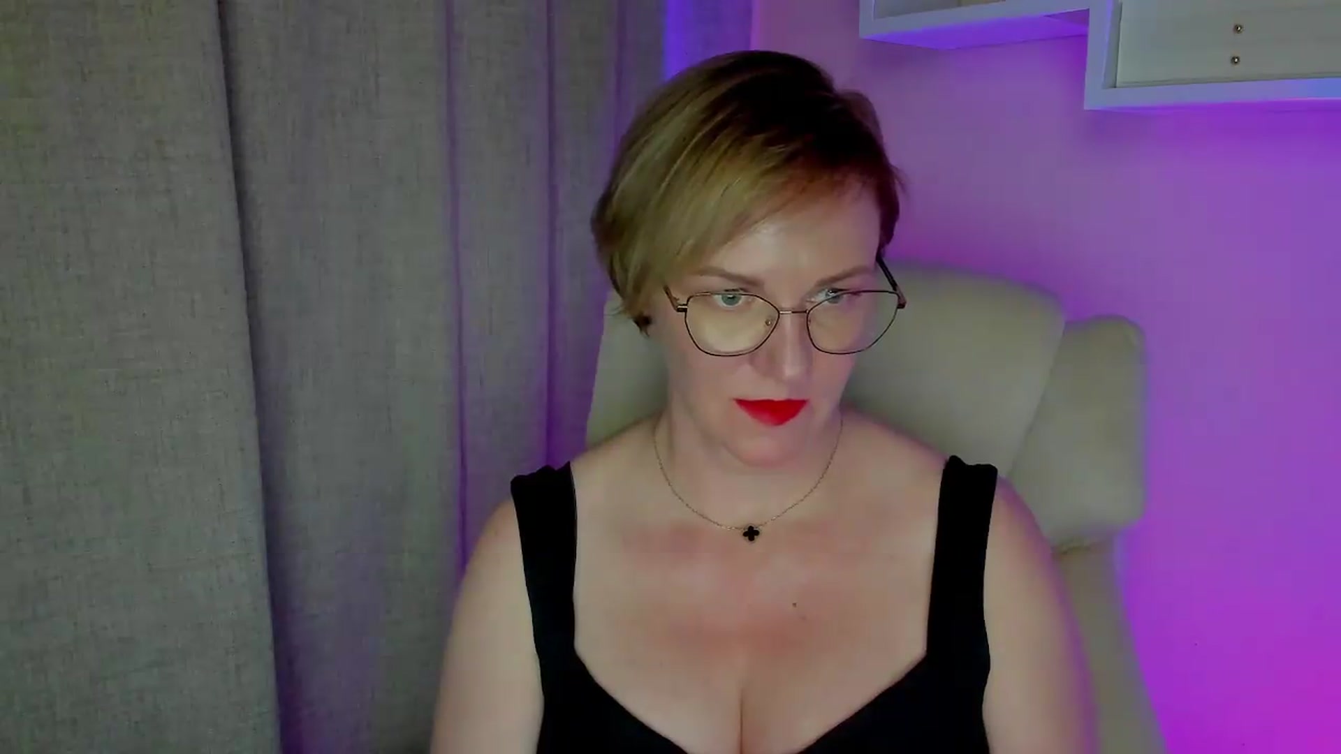 Gallery image thumbnail from EroticFELIZIA's myfreecams stream on, 08/09/2026, 14:21 image 3 of 20