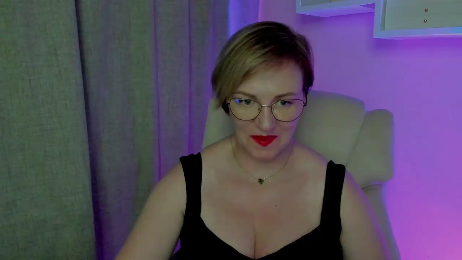 Gallery image thumbnail from EroticFELIZIA's myfreecams stream on, 08/09/2026, 14:21 image 5 of 20
