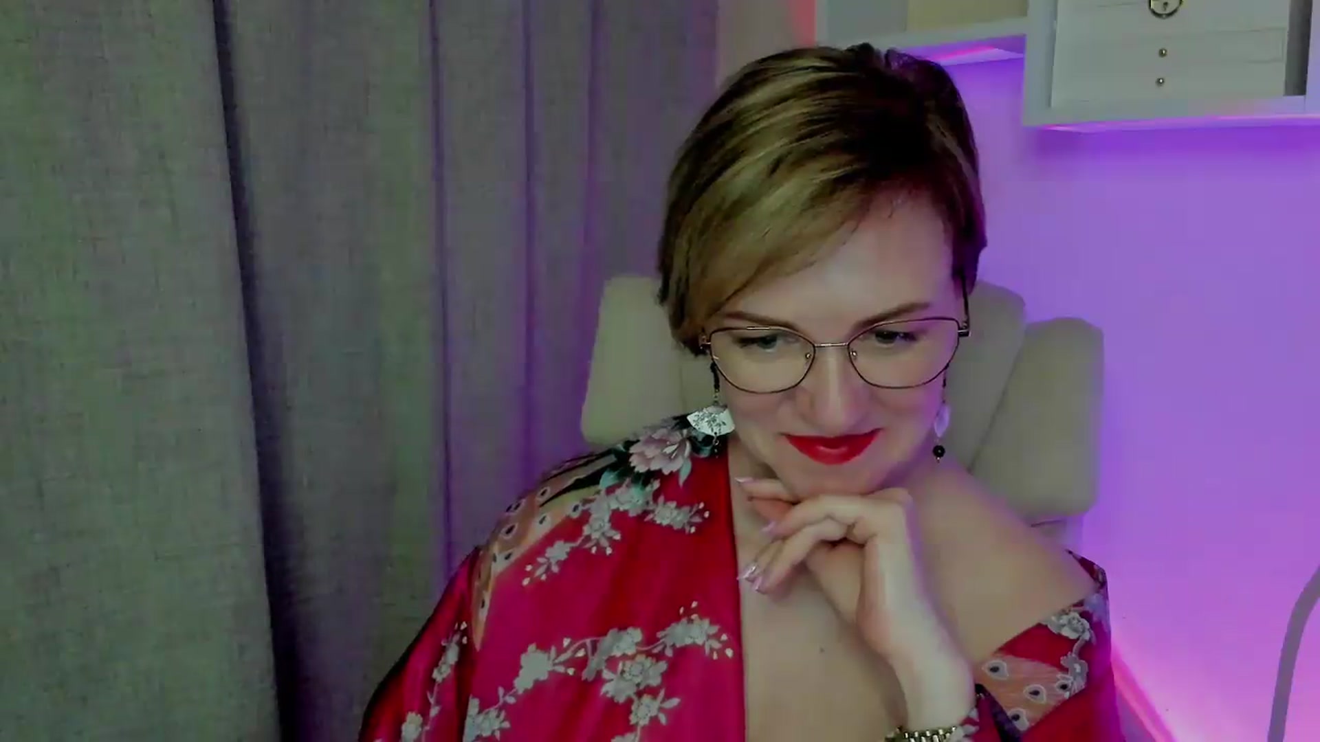 Gallery image thumbnail from EroticFELIZIA's myfreecams stream on, 08/10/2026, 14:30 image 7 of 20