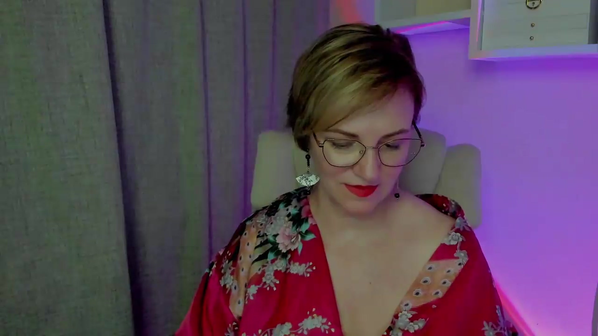 Gallery image thumbnail from EroticFELIZIA's myfreecams stream on, 08/10/2026, 15:29 image 6 of 20
