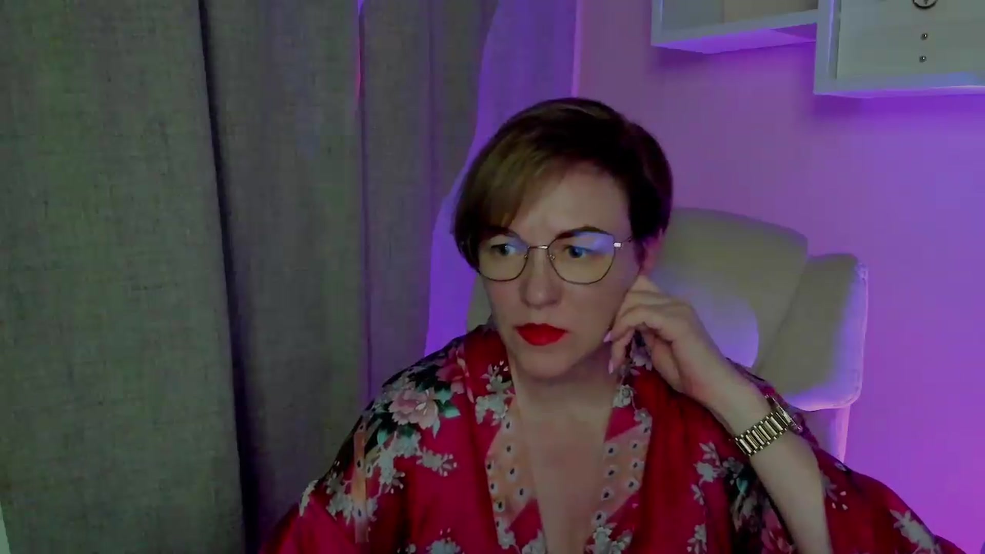 Gallery image thumbnail from EroticFELIZIA's myfreecams stream on, 08/16/2026, 14:06 image 6 of 20