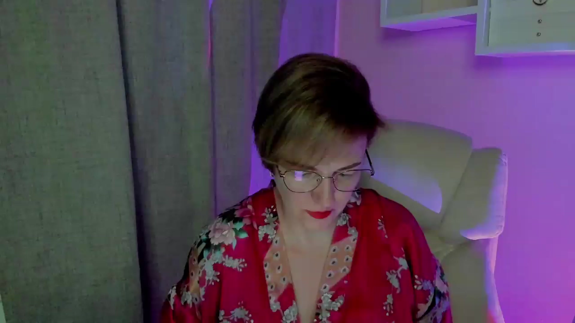 Gallery image thumbnail from EroticFELIZIA's myfreecams stream on, 08/16/2026, 14:06 image 7 of 20