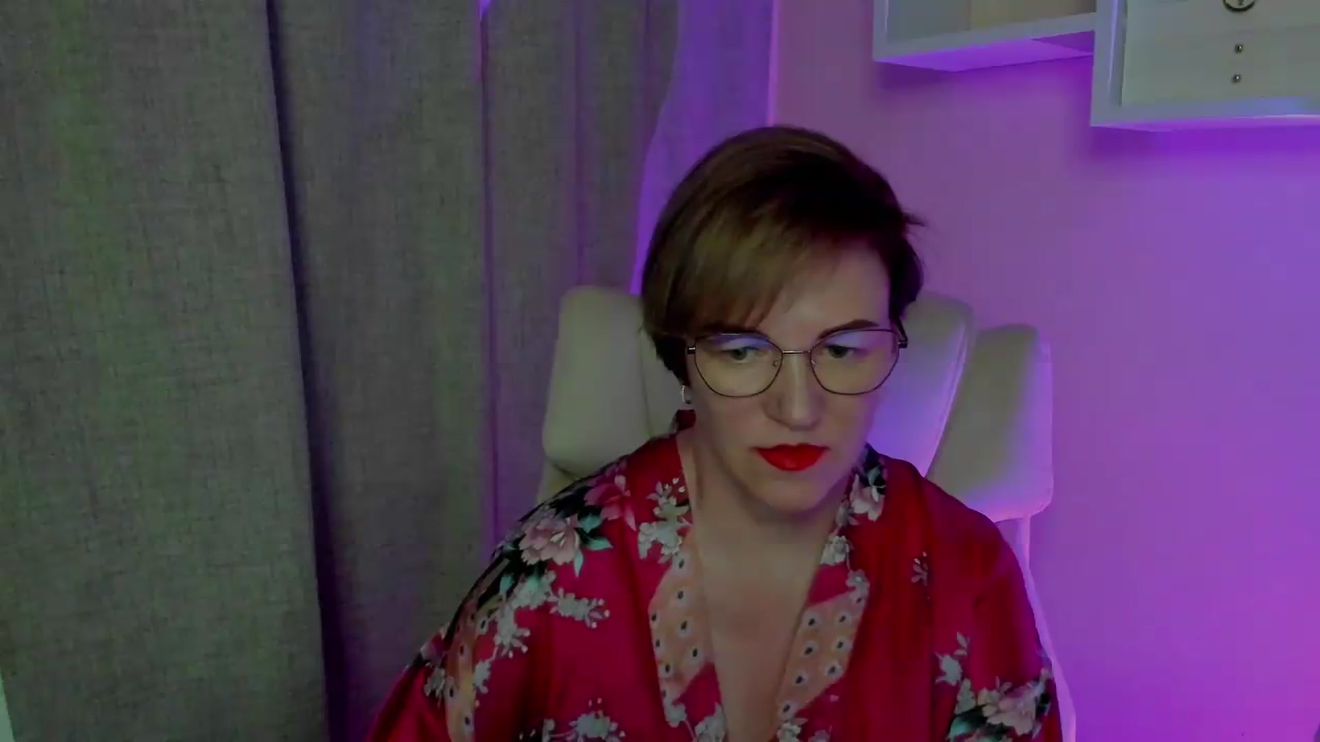 Gallery image thumbnail from EroticFELIZIA's myfreecams stream on, 08/16/2026, 14:06 image 3 of 20
