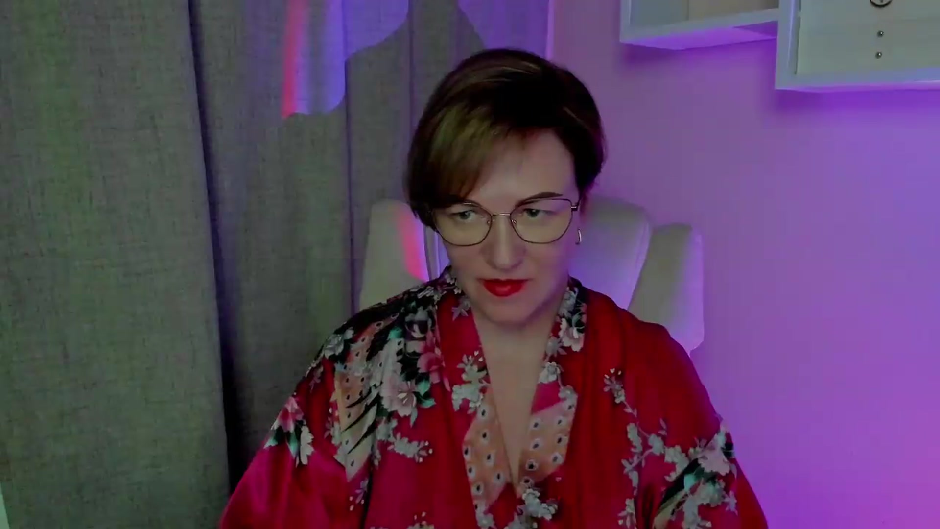 Gallery image thumbnail from EroticFELIZIA's myfreecams stream on, 08/16/2026, 14:06 image 14 of 20
