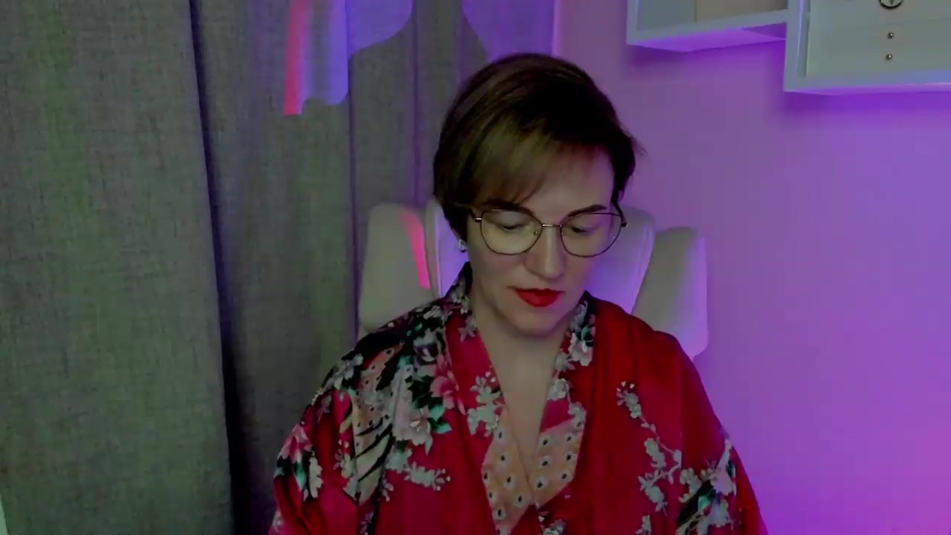 Gallery image thumbnail from EroticFELIZIA's myfreecams stream on, 08/16/2026, 14:06 image 15 of 20