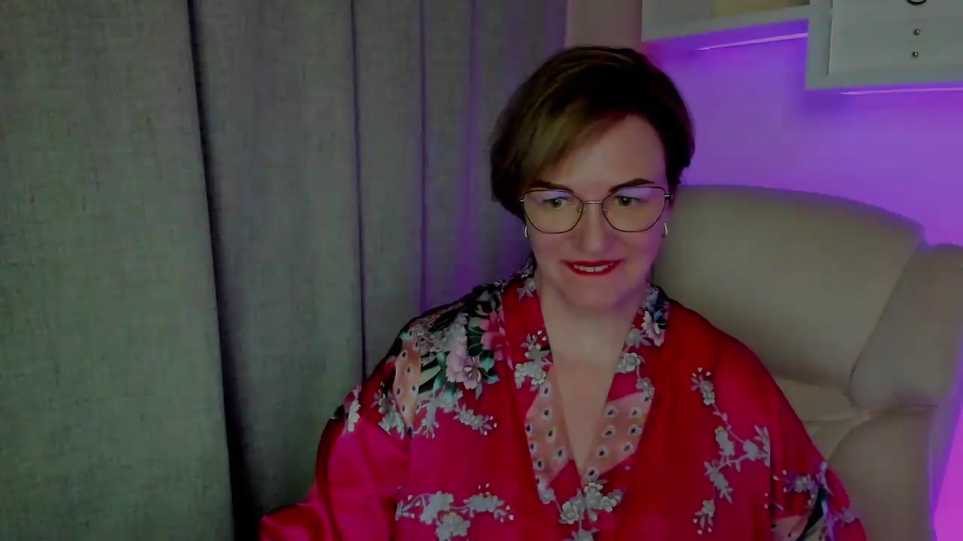 Gallery image thumbnail from EroticFELIZIA's myfreecams stream on, 08/16/2026, 15:15 image 5 of 20
