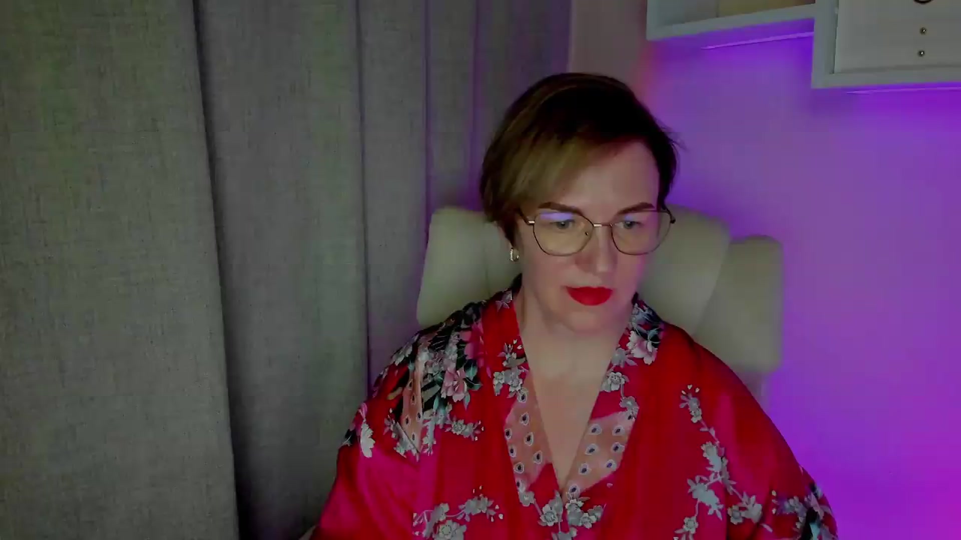 Gallery image thumbnail from EroticFELIZIA's myfreecams stream on, 08/16/2026, 15:15 image 1 of 20
