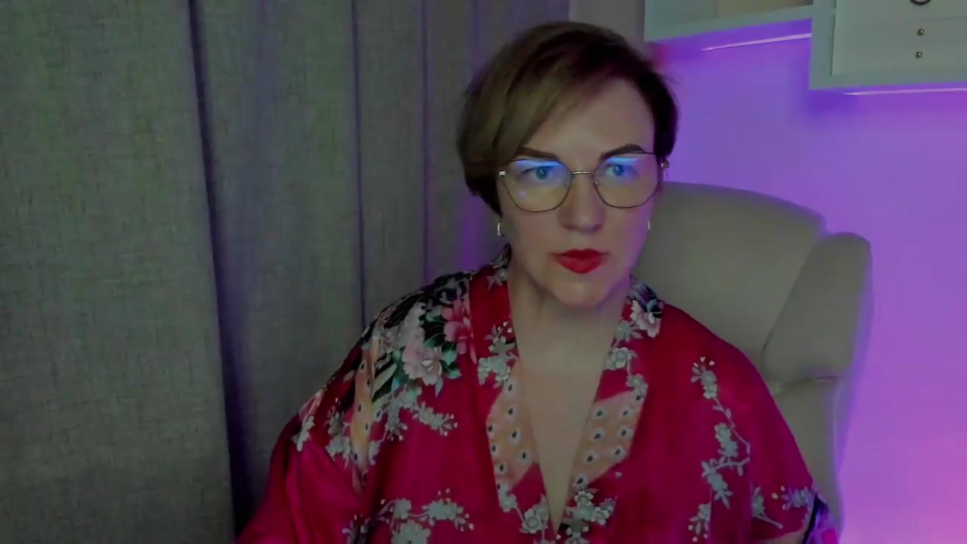 Gallery image thumbnail from EroticFELIZIA's myfreecams stream on, 08/16/2026, 15:15 image 14 of 20