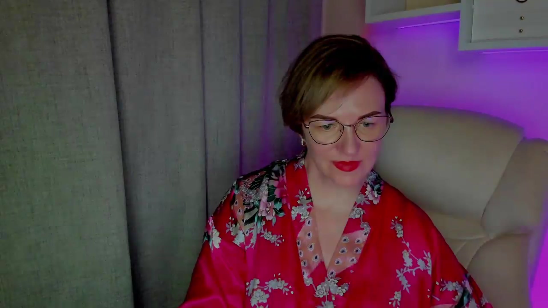 Gallery image thumbnail from EroticFELIZIA's myfreecams stream on, 08/16/2026, 15:15 image 6 of 20