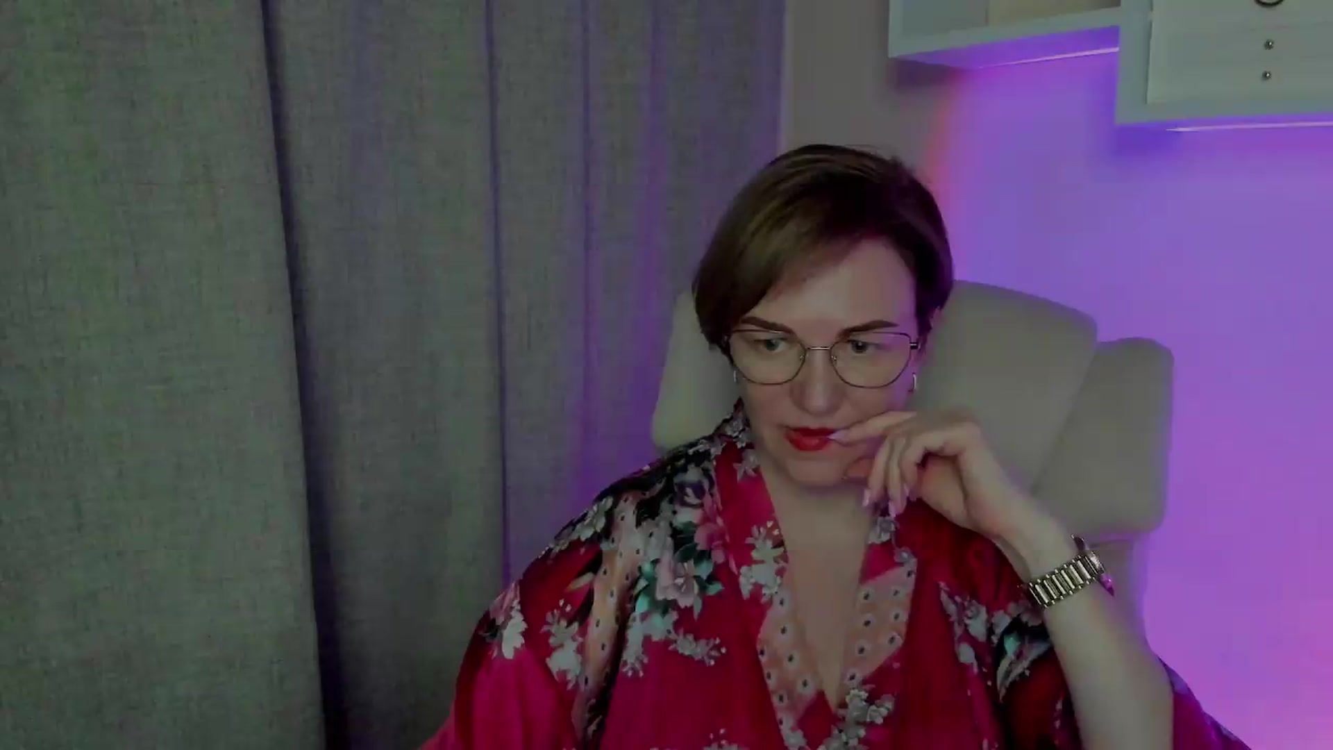Gallery image thumbnail from EroticFELIZIA's myfreecams stream on, 08/16/2026, 16:24 image 5 of 20