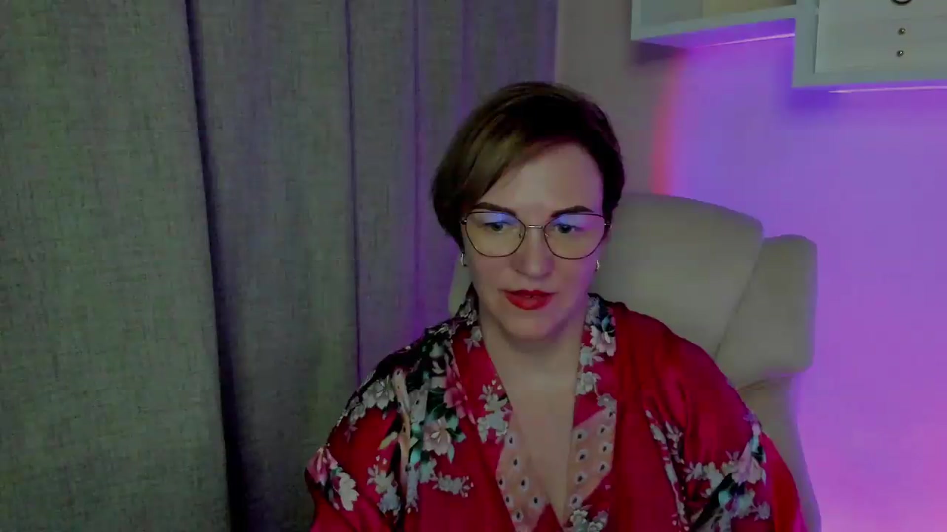 Gallery image thumbnail from EroticFELIZIA's myfreecams stream on, 08/16/2026, 16:24 image 8 of 20